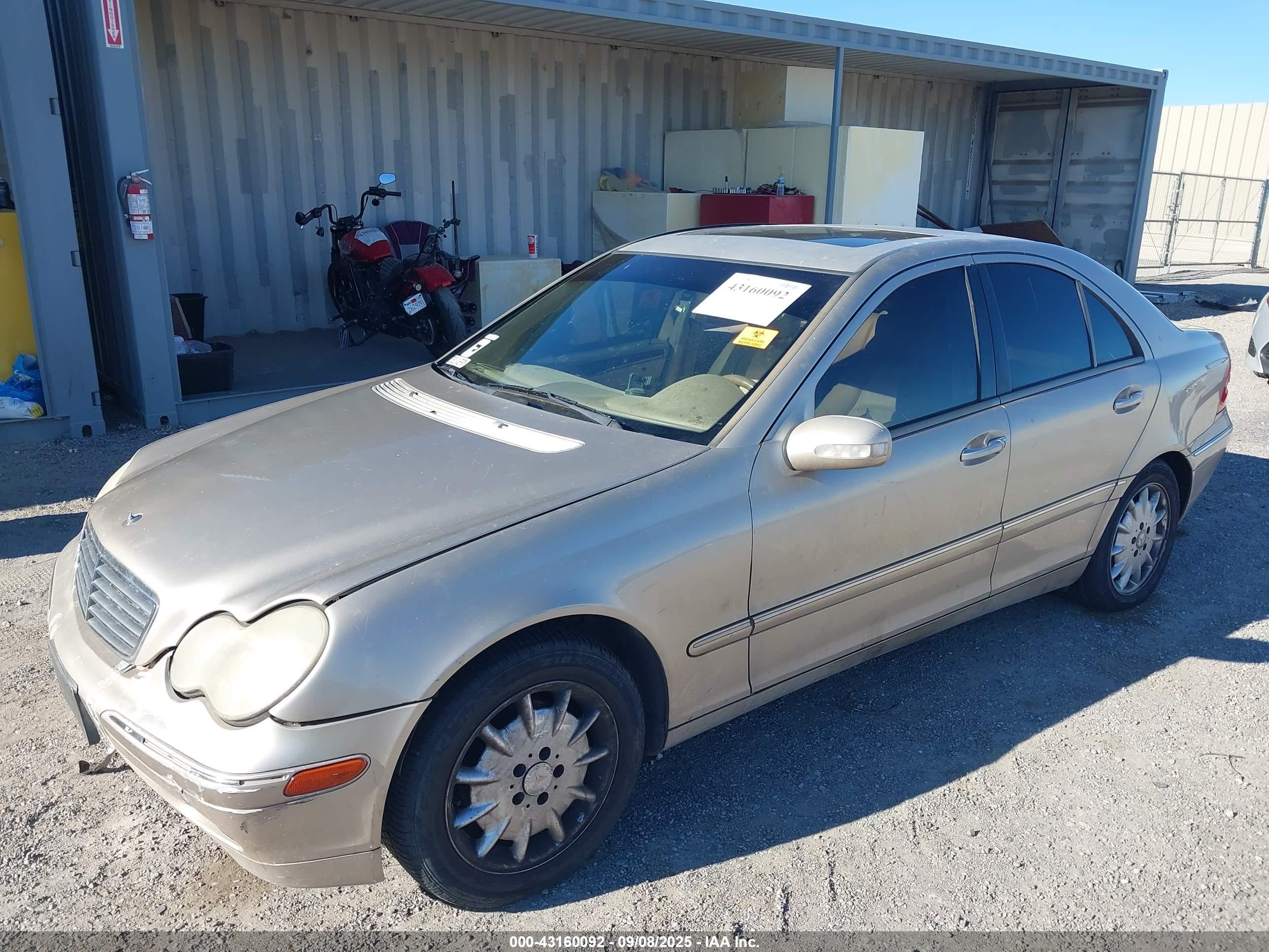 2003 Mercedes-benz C 240   Gold vin: WDBRF61J73E014161