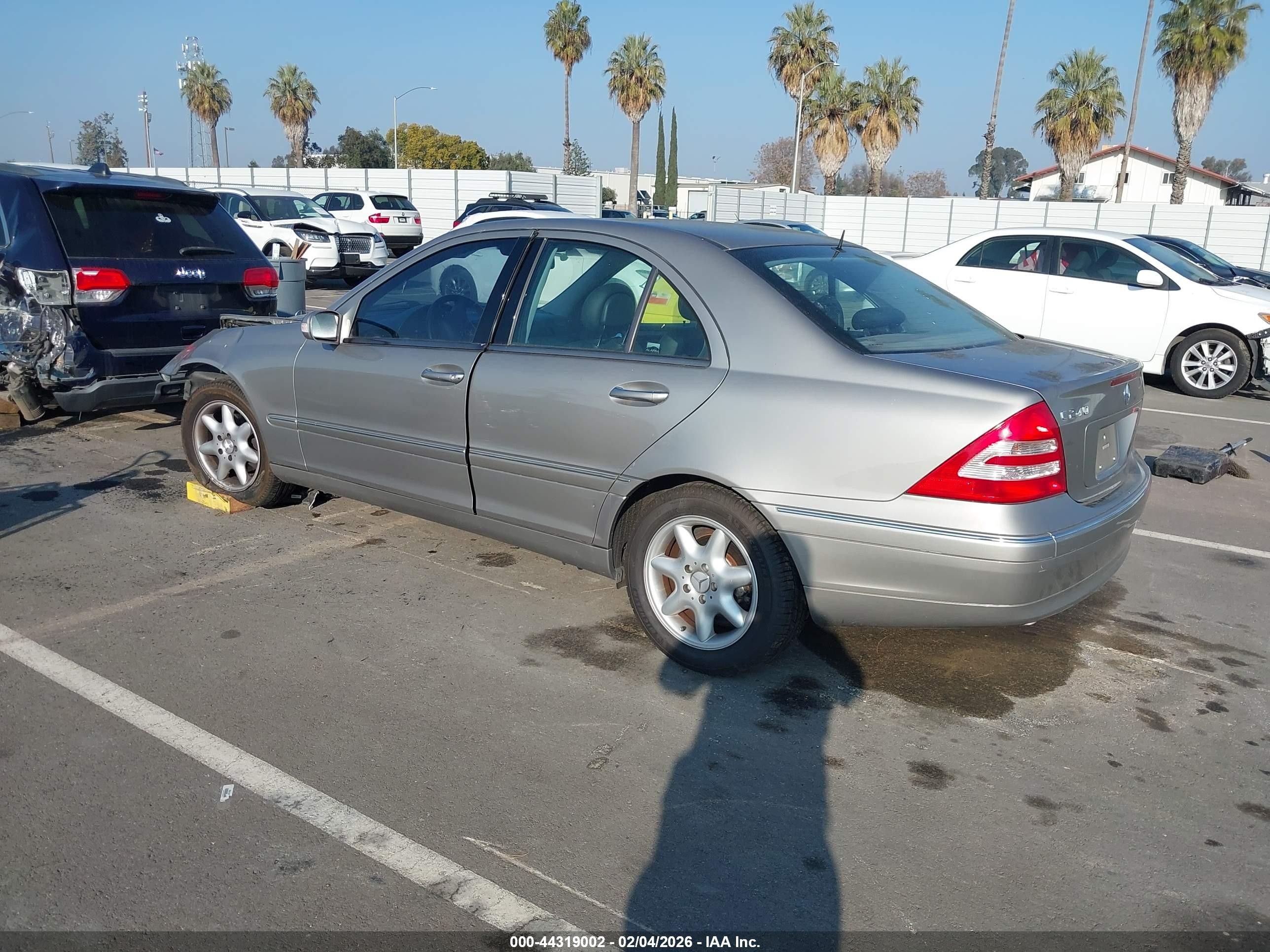 2003 Mercedes-benz C 240   Silver vin: WDBRF61J73F436148
