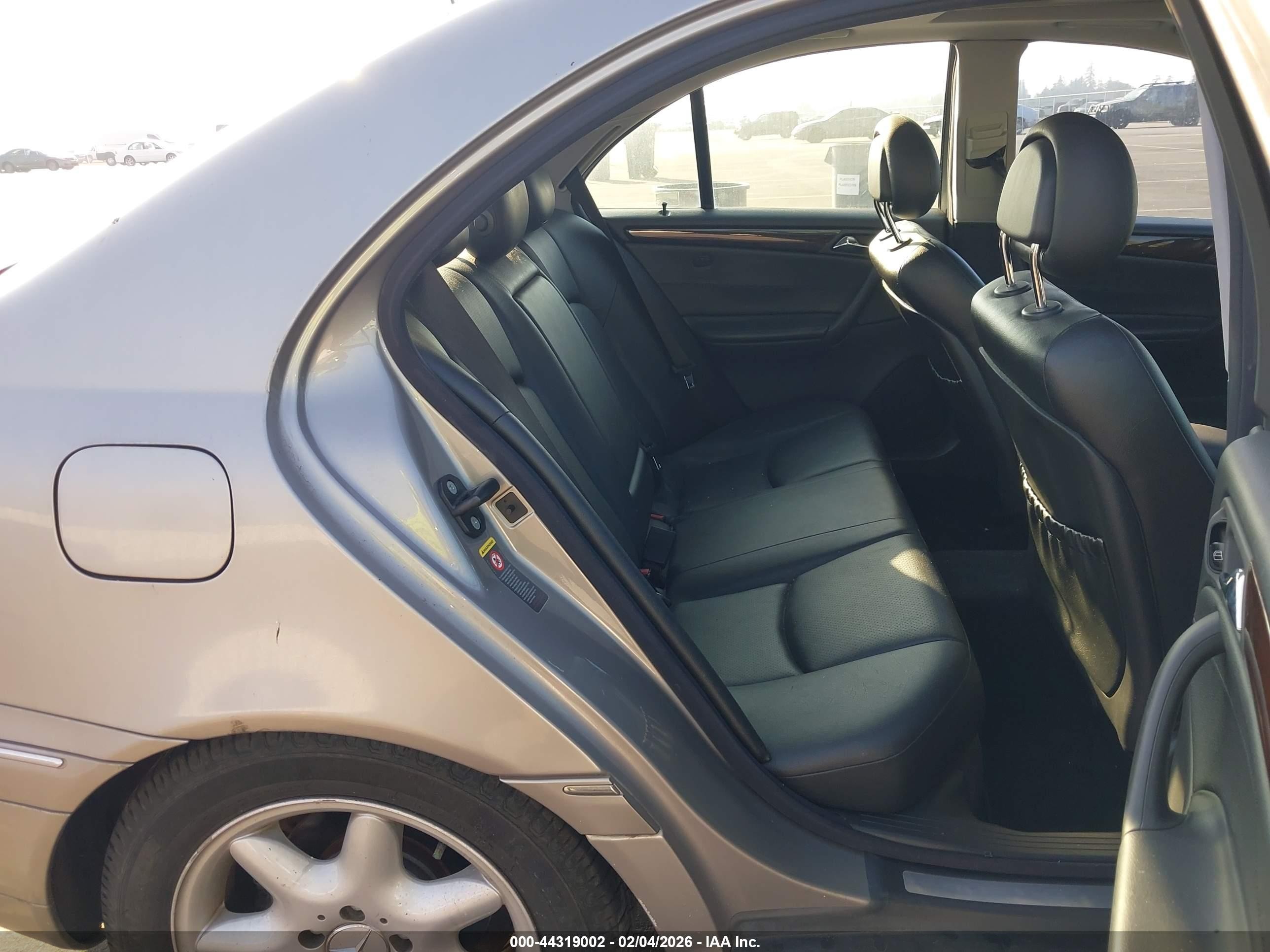 2003 Mercedes-benz C 240   Silver vin: WDBRF61J73F436148