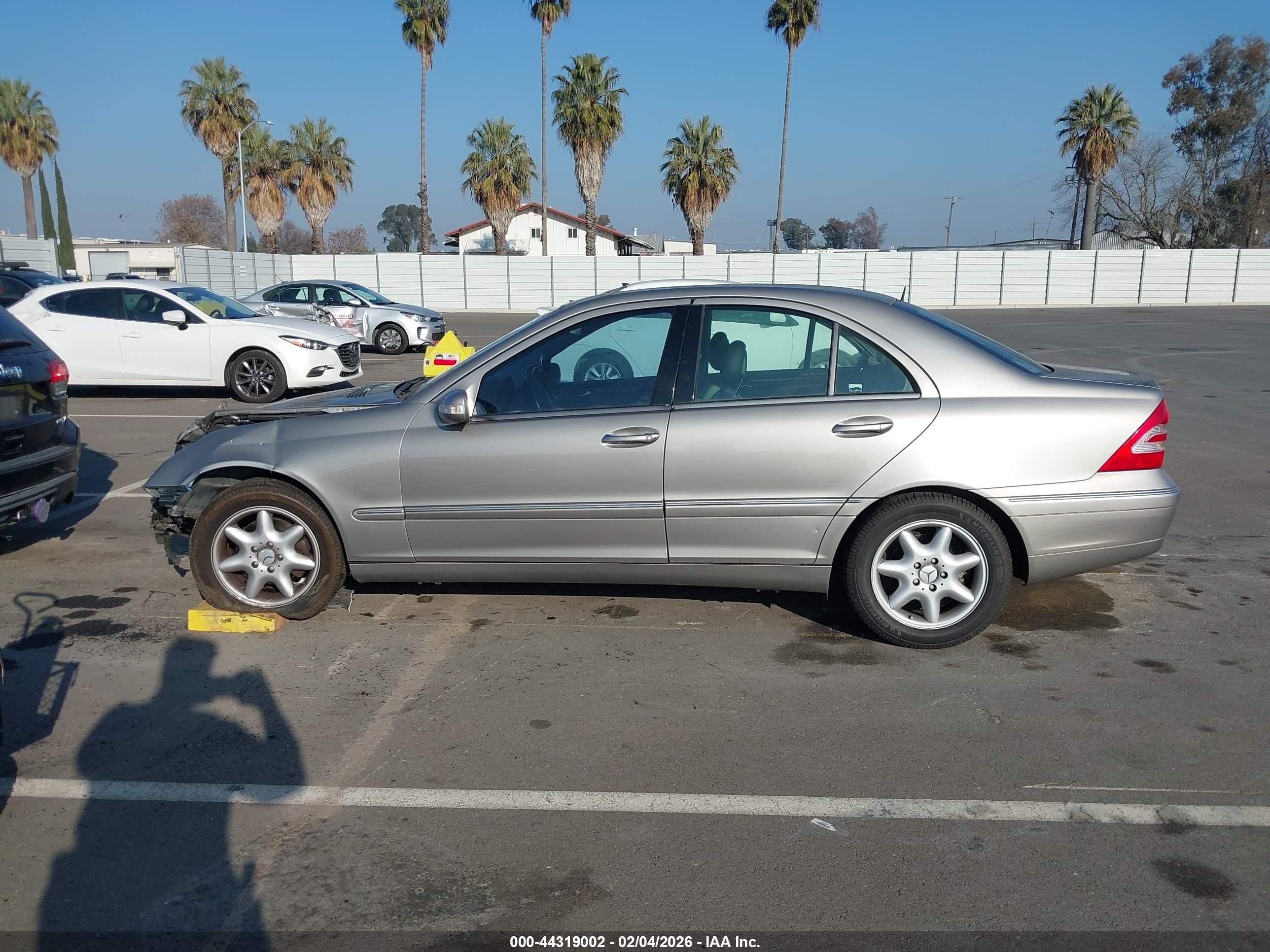 2003 Mercedes-benz C 240   Silver vin: WDBRF61J73F436148
