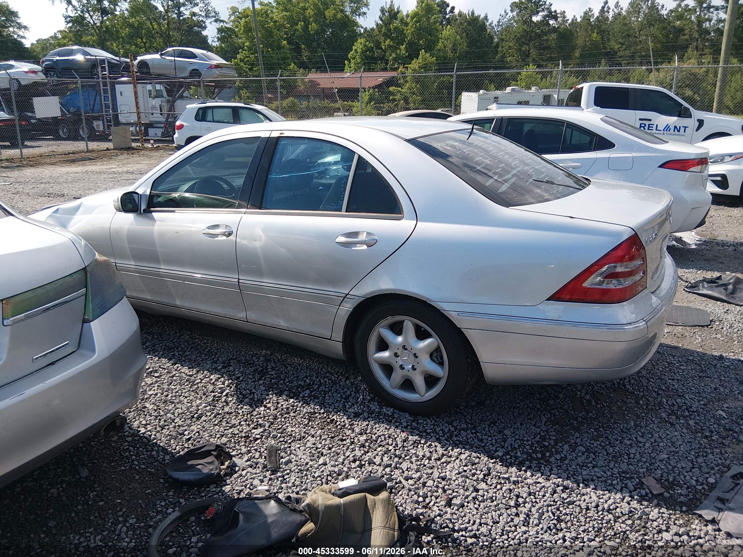 2002 Mercedes-benz C 240 Silver vin: WDBRF61J82F164143