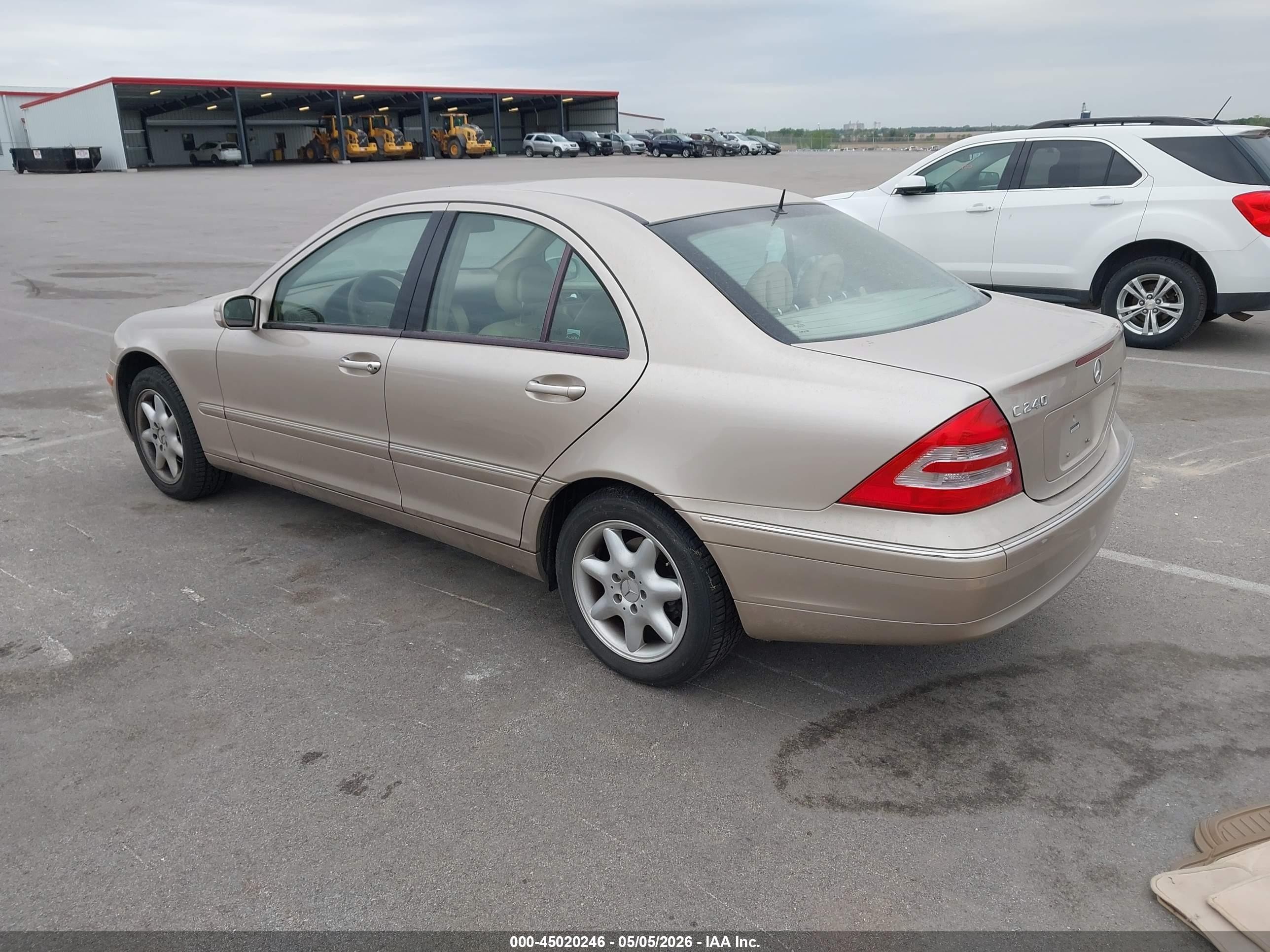 2002 Mercedes-benz C 240   Tan vin: WDBRF61J82F181301