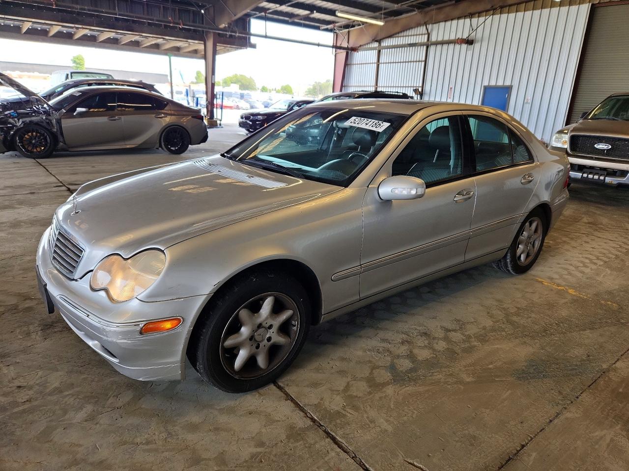 2002 Mercedes-benz C 240 Серебряный vin: WDBRF61J82F252531