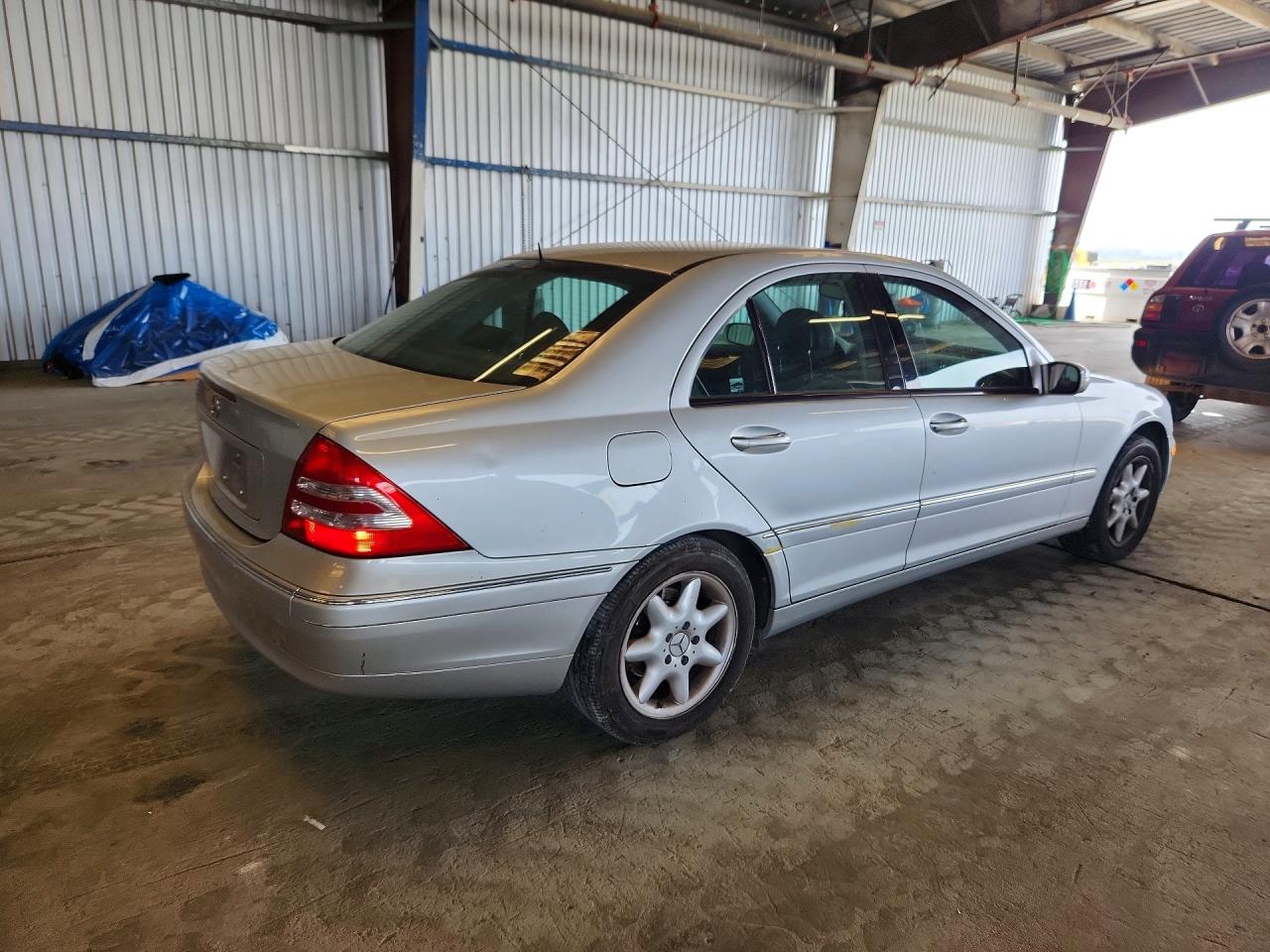 2002 Mercedes-benz C 240 Серебряный vin: WDBRF61J82F252531