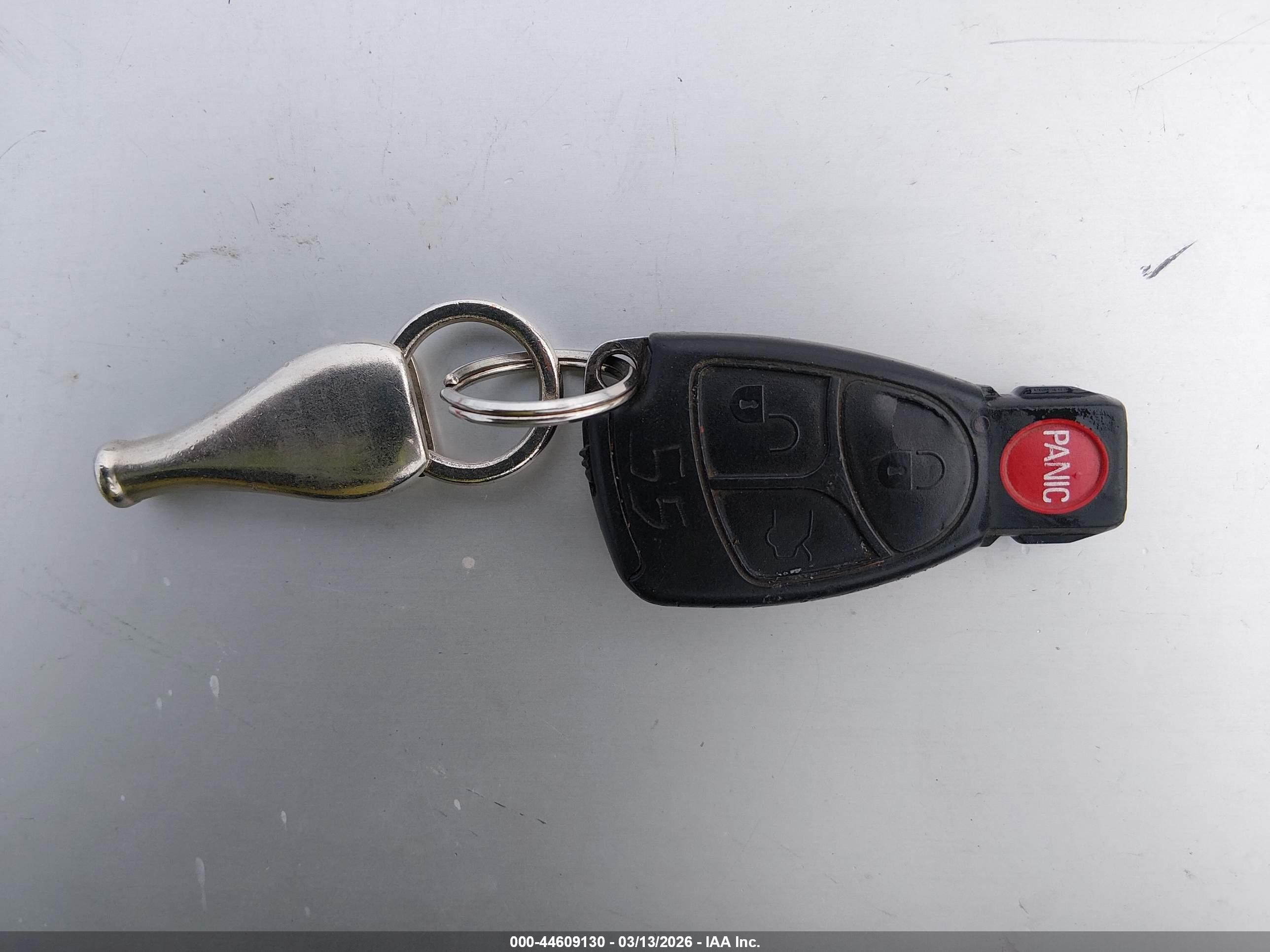 2003 Mercedes-benz C 240   Silver vin: WDBRF61J83A411899