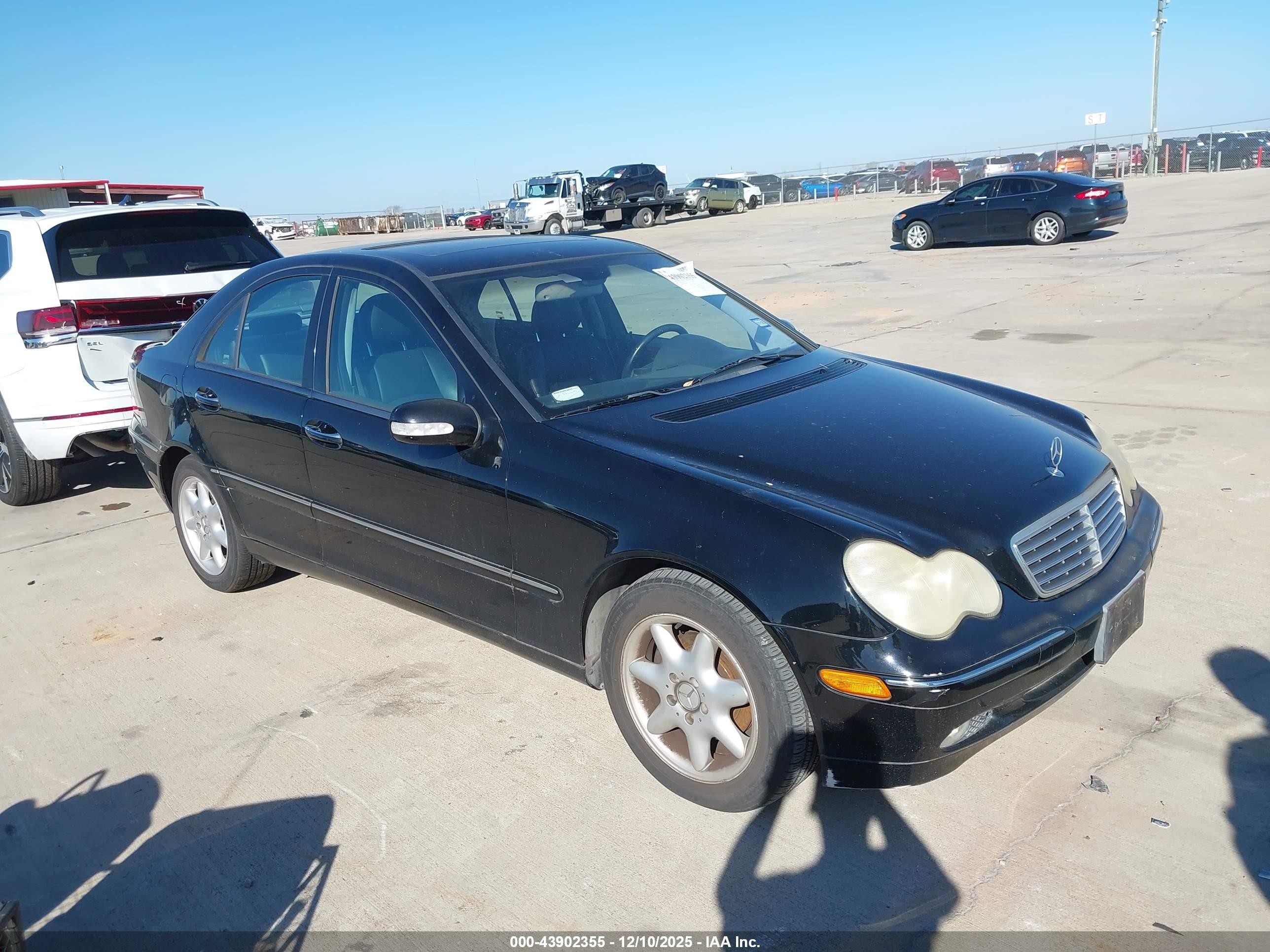 2003 Mercedes-benz C 240   Black vin: WDBRF61J83A475893