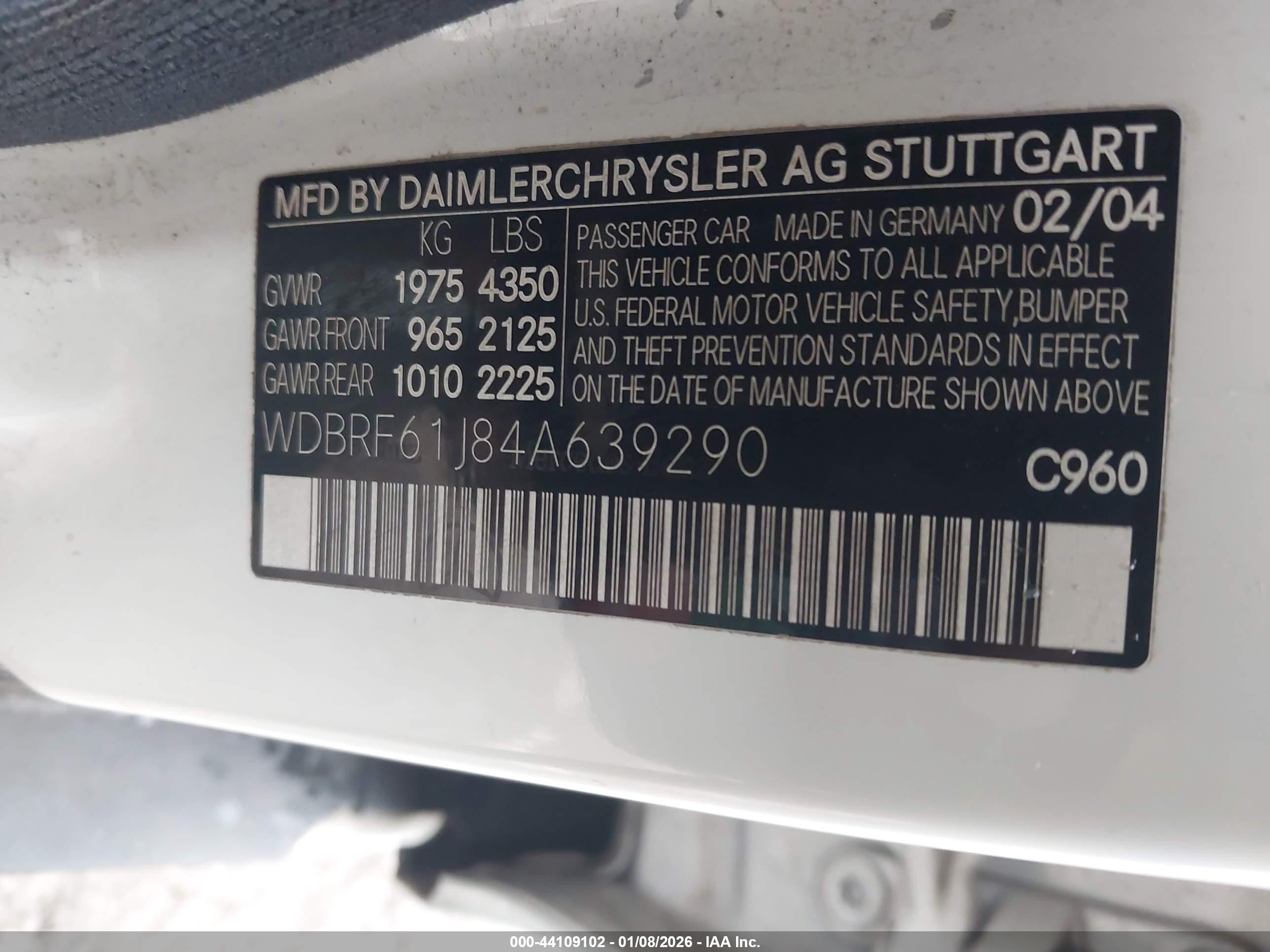 2004 Mercedes-benz C 240   White vin: WDBRF61J84A639290