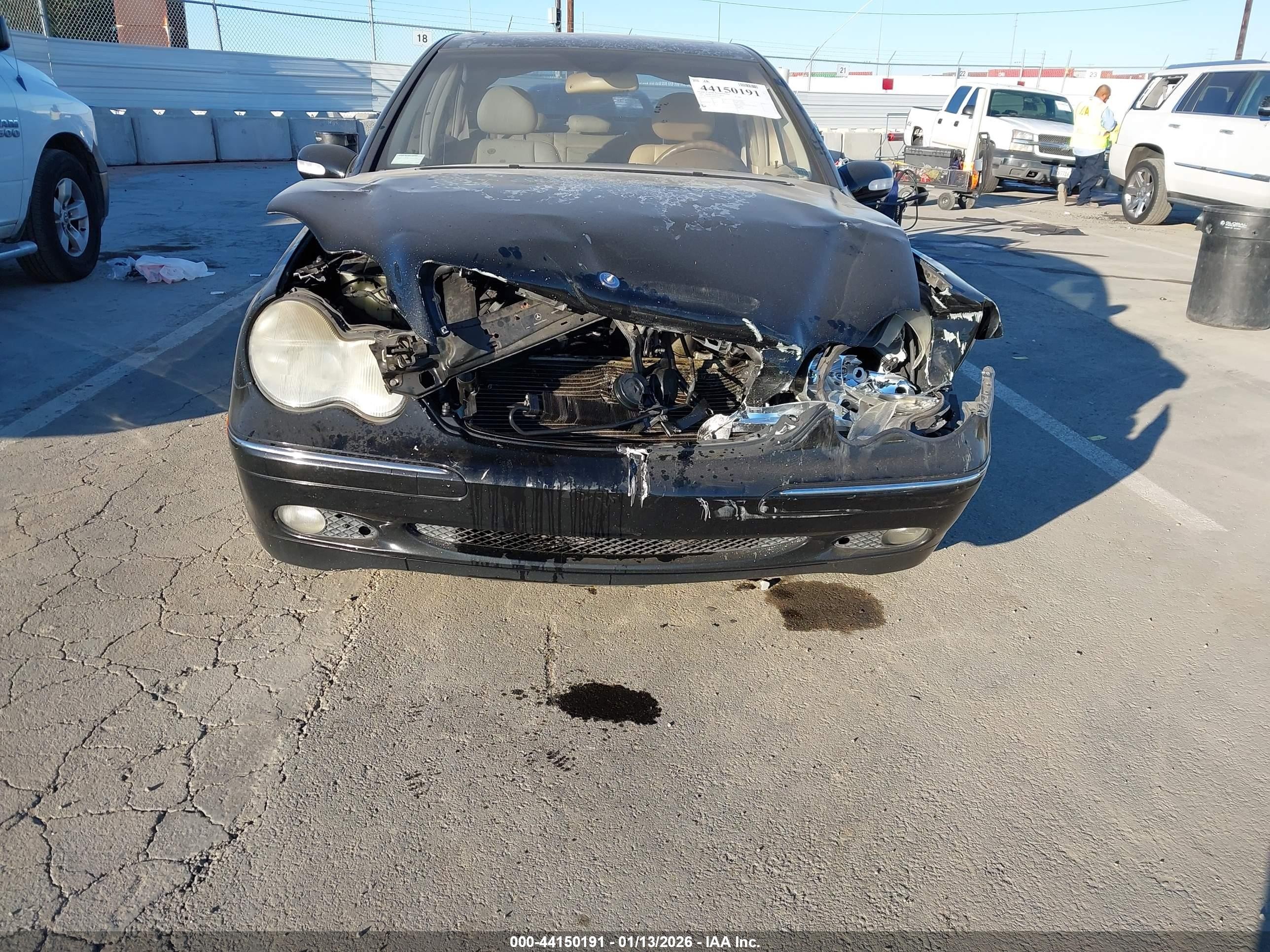 2004 Mercedes-benz C 240   Black vin: WDBRF61J84E016664