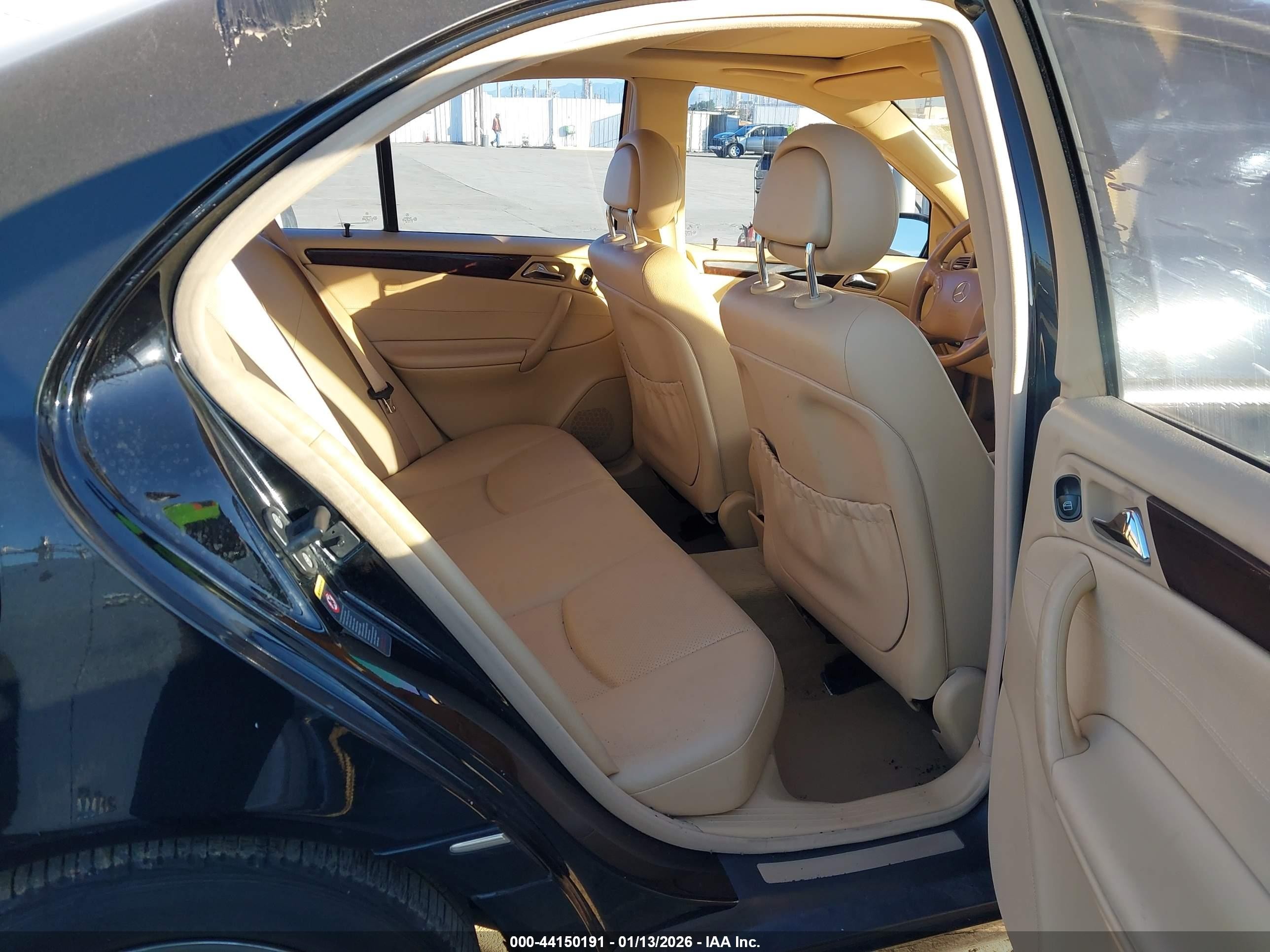2004 Mercedes-benz C 240   Black vin: WDBRF61J84E016664
