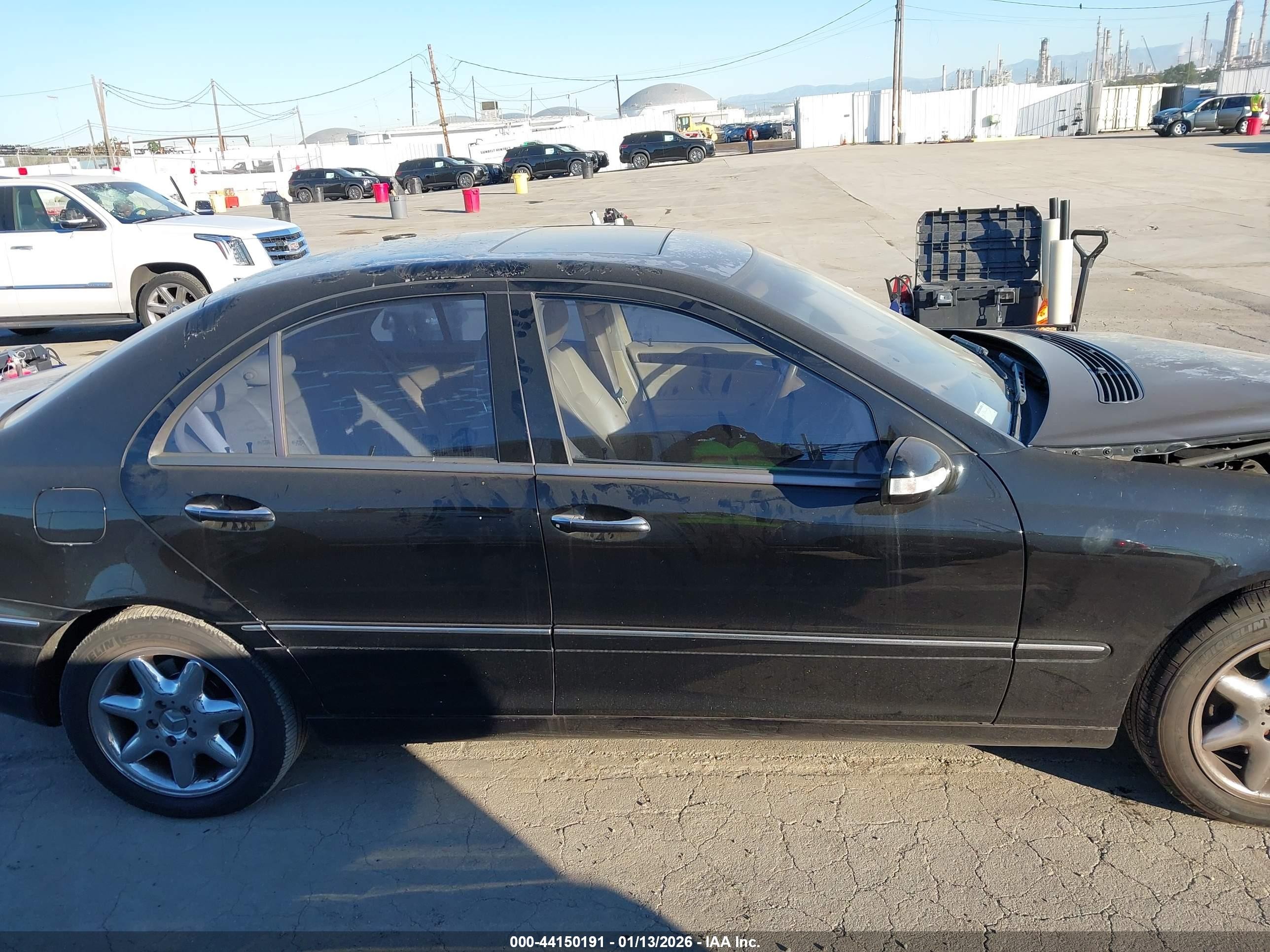 2004 Mercedes-benz C 240   Black vin: WDBRF61J84E016664