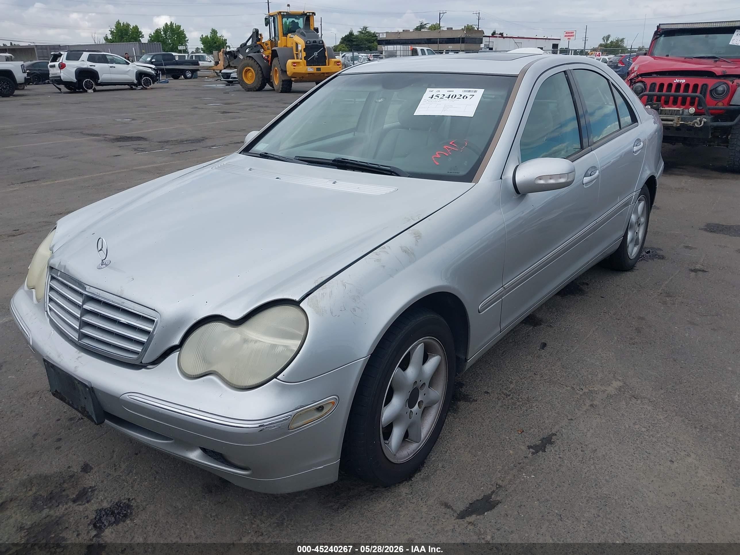 2004 Mercedes-benz C 240   Серебряный vin: WDBRF61J84F550631