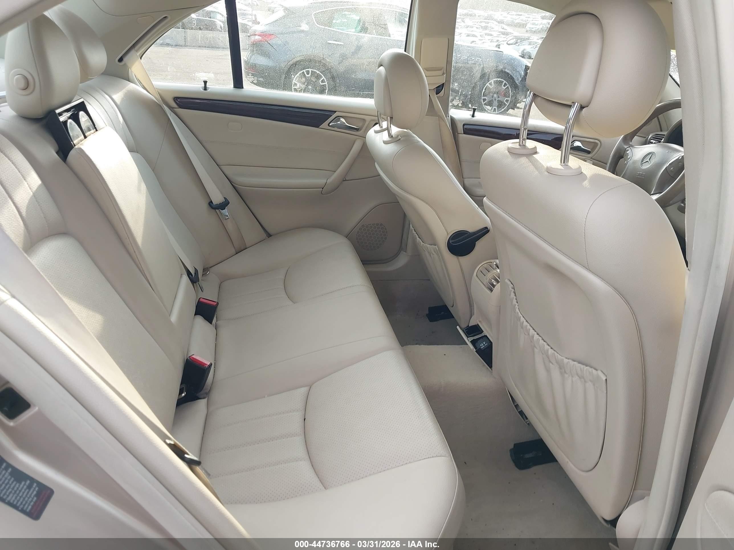 2005 Mercedes-benz C 240 Luxury Beige vin: WDBRF61J85F617469