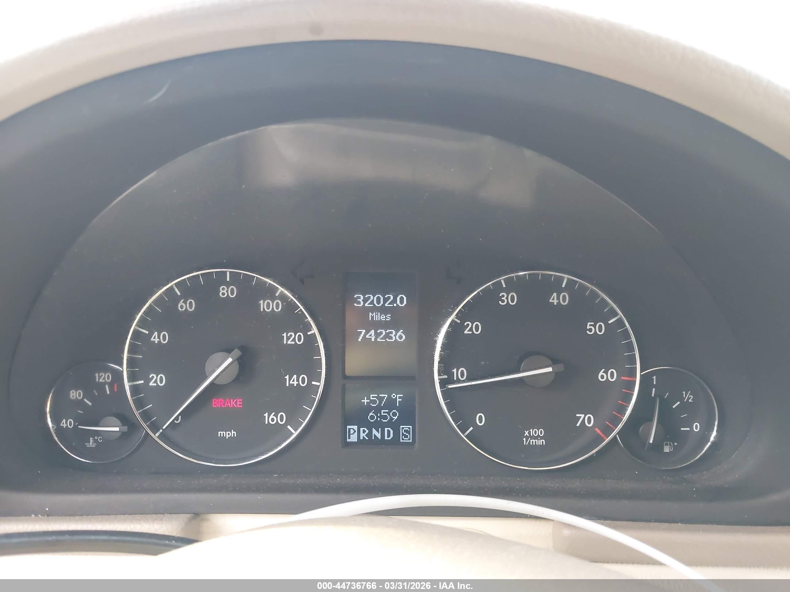2005 Mercedes-benz C 240 Luxury Beige vin: WDBRF61J85F617469