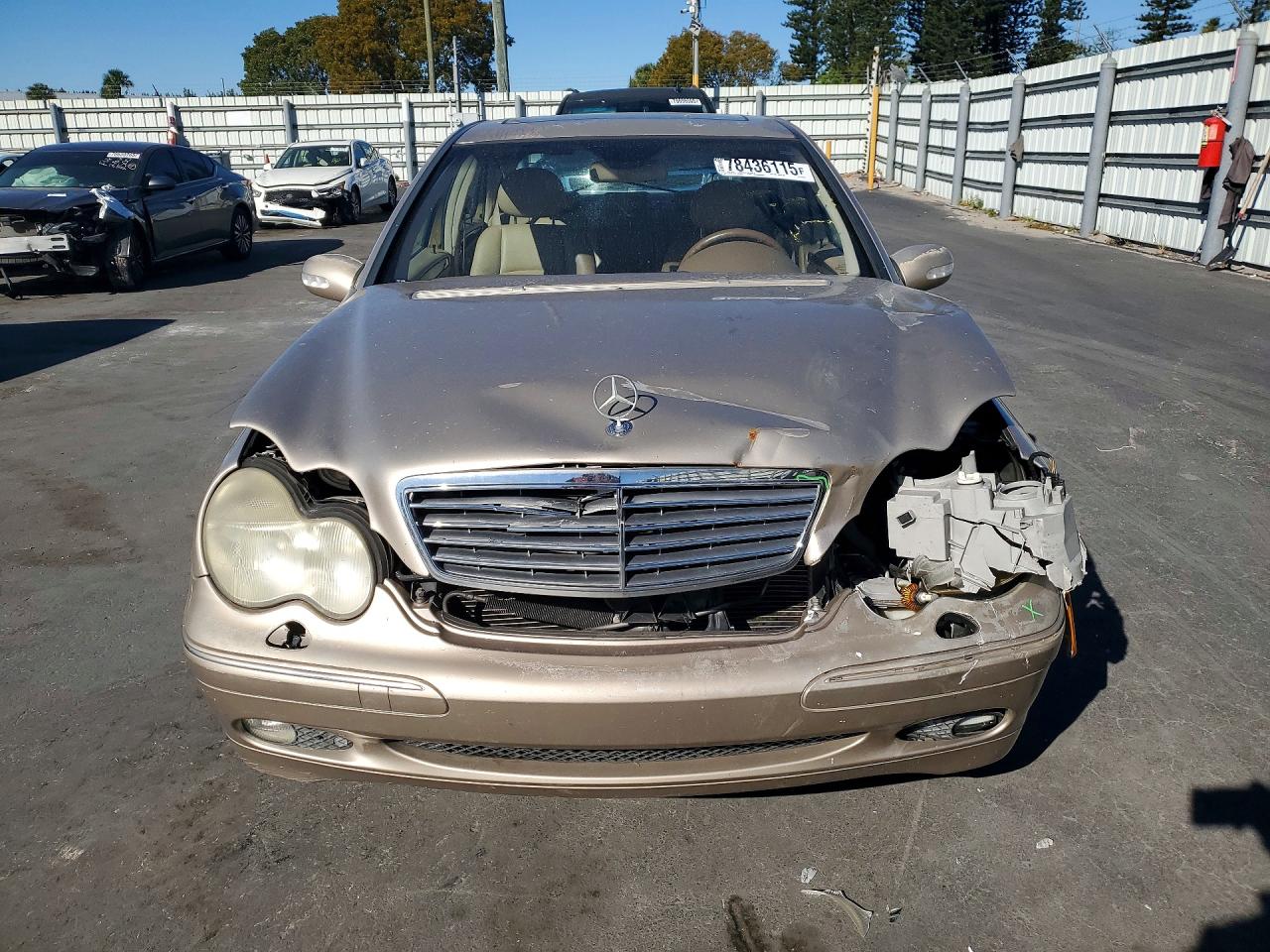 2001 Mercedes-benz C 240 Бежевый vin: WDBRF61J91F017943