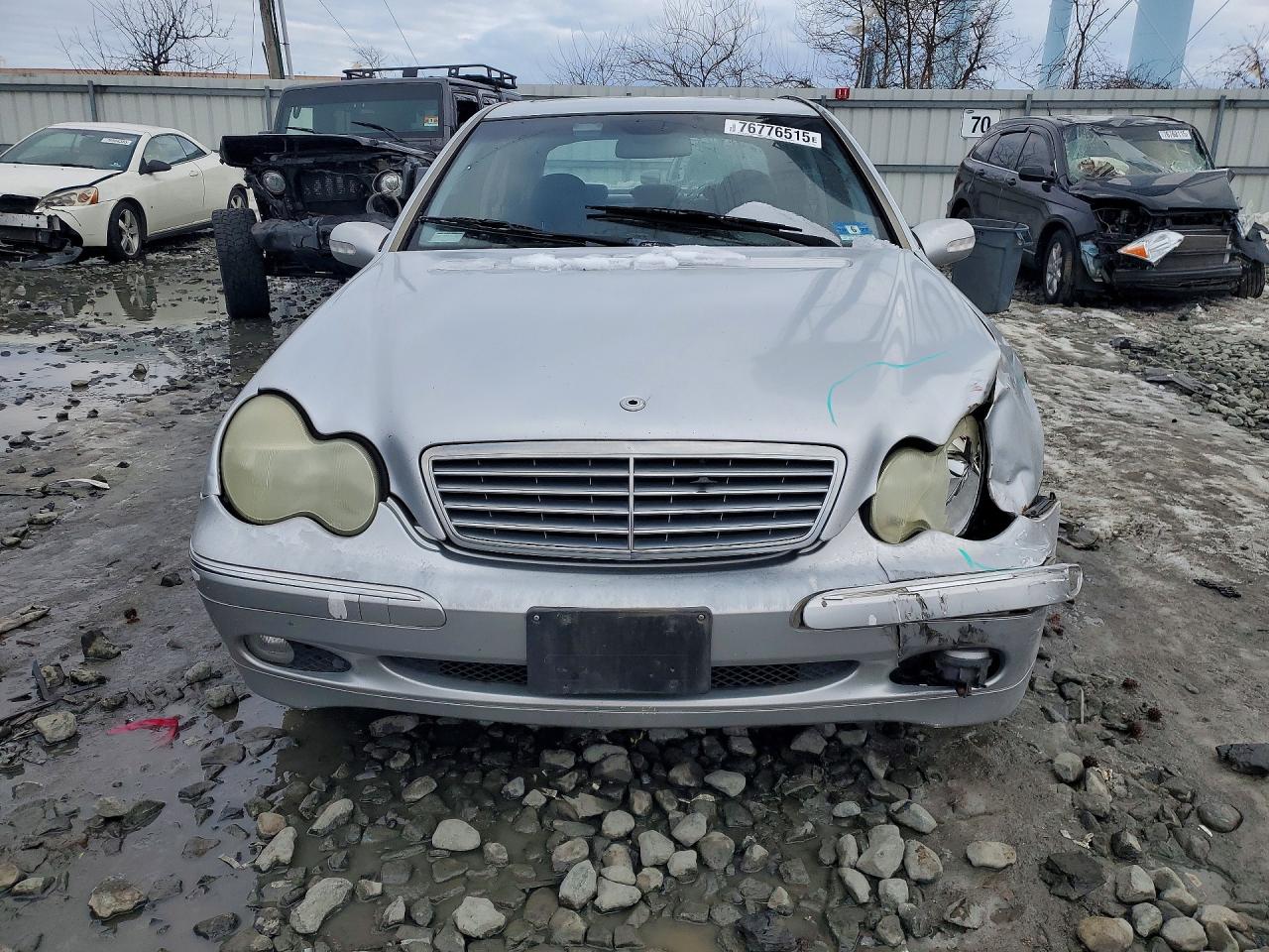 2001 Mercedes-benz C 240 Silver vin: WDBRF61J91F127939