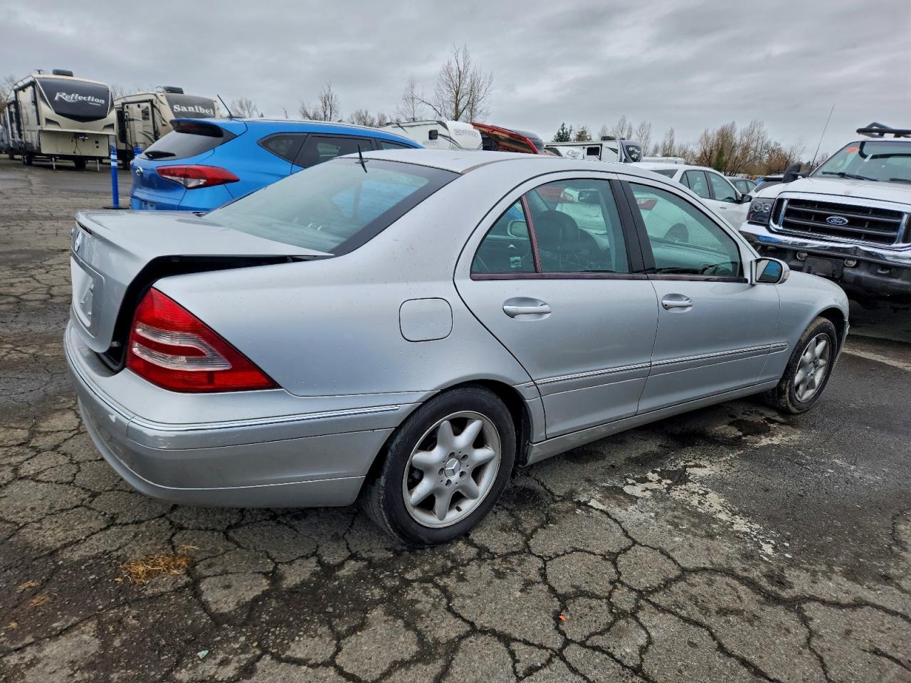 2002 Mercedes-benz C 240 Silver vin: WDBRF61J92F186782