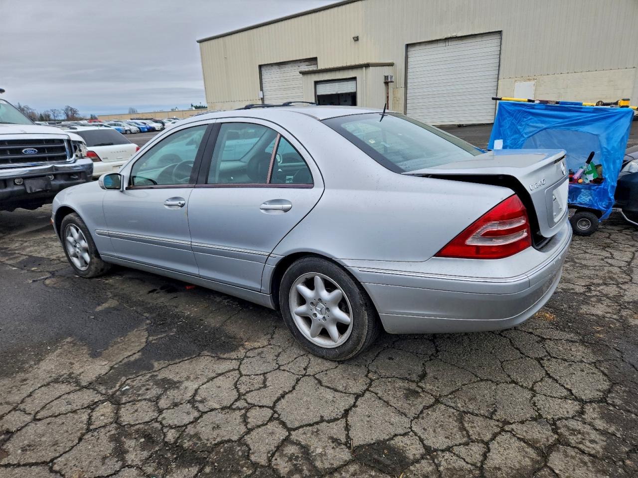 2002 Mercedes-benz C 240 Silver vin: WDBRF61J92F186782
