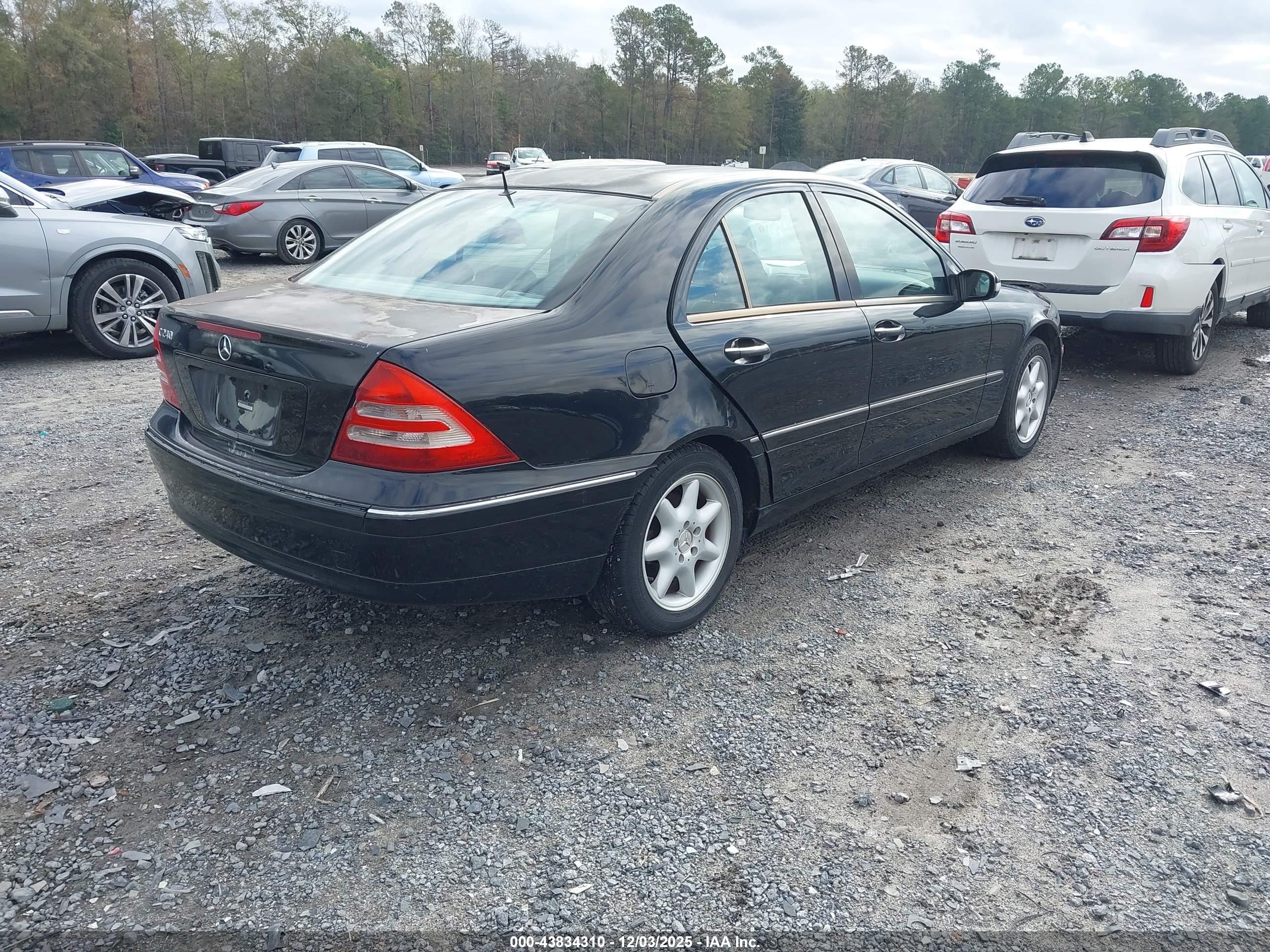 2002 Mercedes-benz C 240   Черный vin: WDBRF61J92F206108