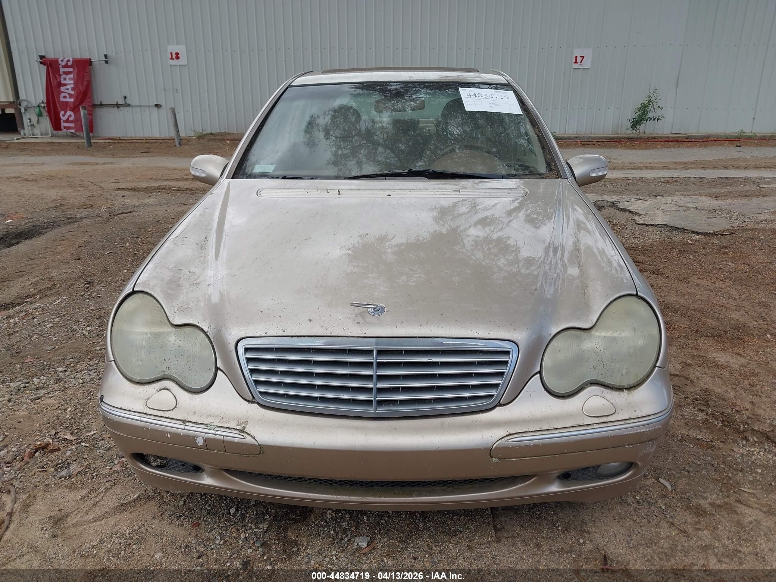 2002 Mercedes-benz C 240 Gold vin: WDBRF61J92F239755