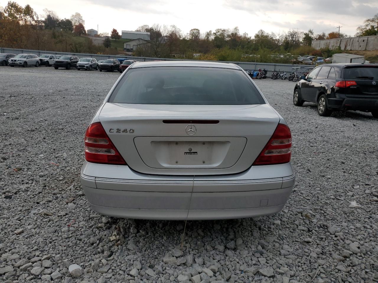 2002 Mercedes-benz C 240 Серебряный vin: WDBRF61J92F267619