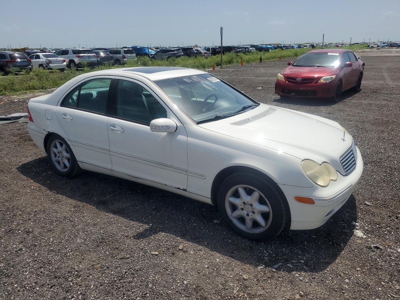 2002 Mercedes-benz C 240 Белый vin: WDBRF61J92F295131