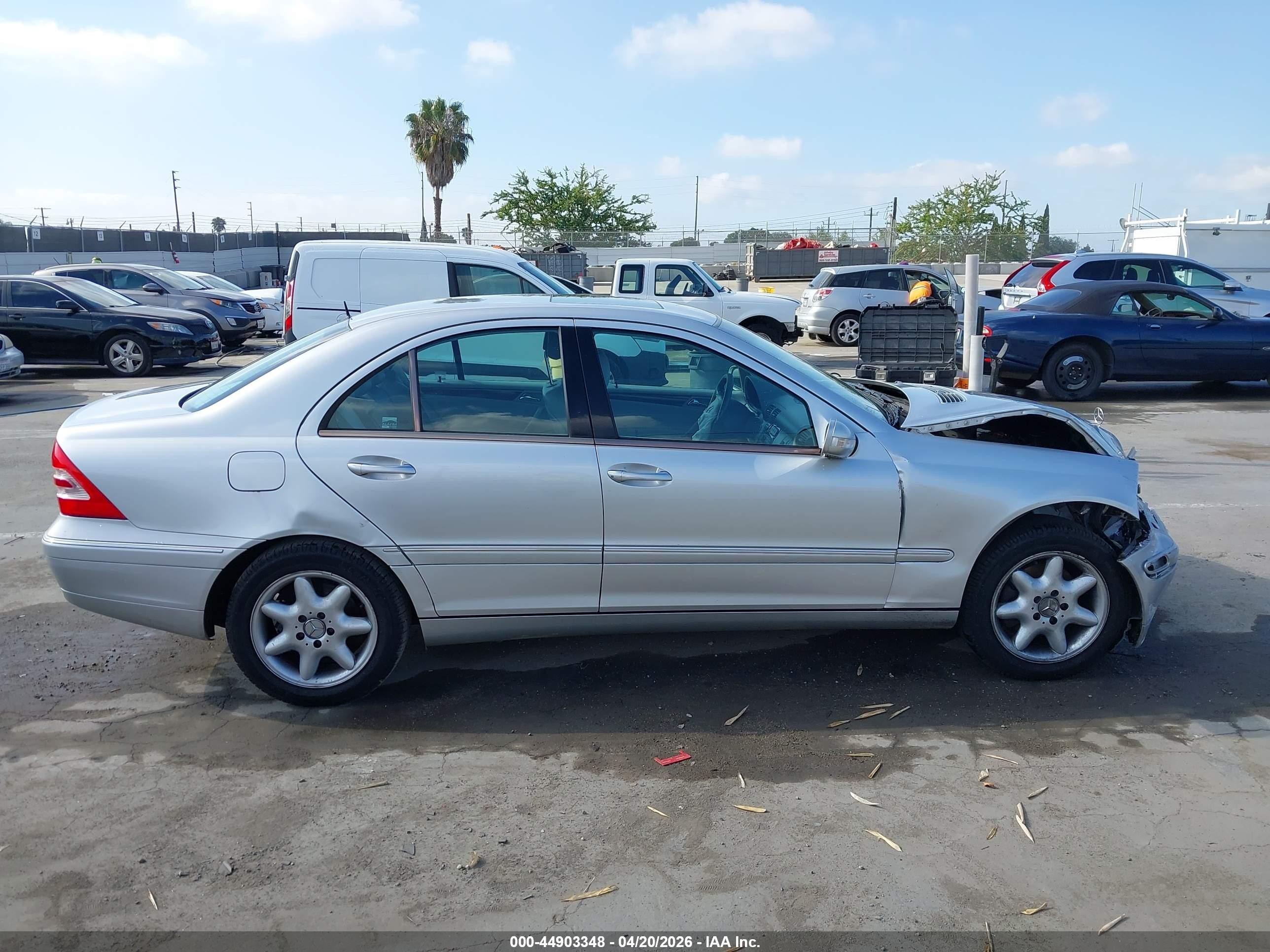 2003 Mercedes-benz C 240   Silver vin: WDBRF61J93F314827