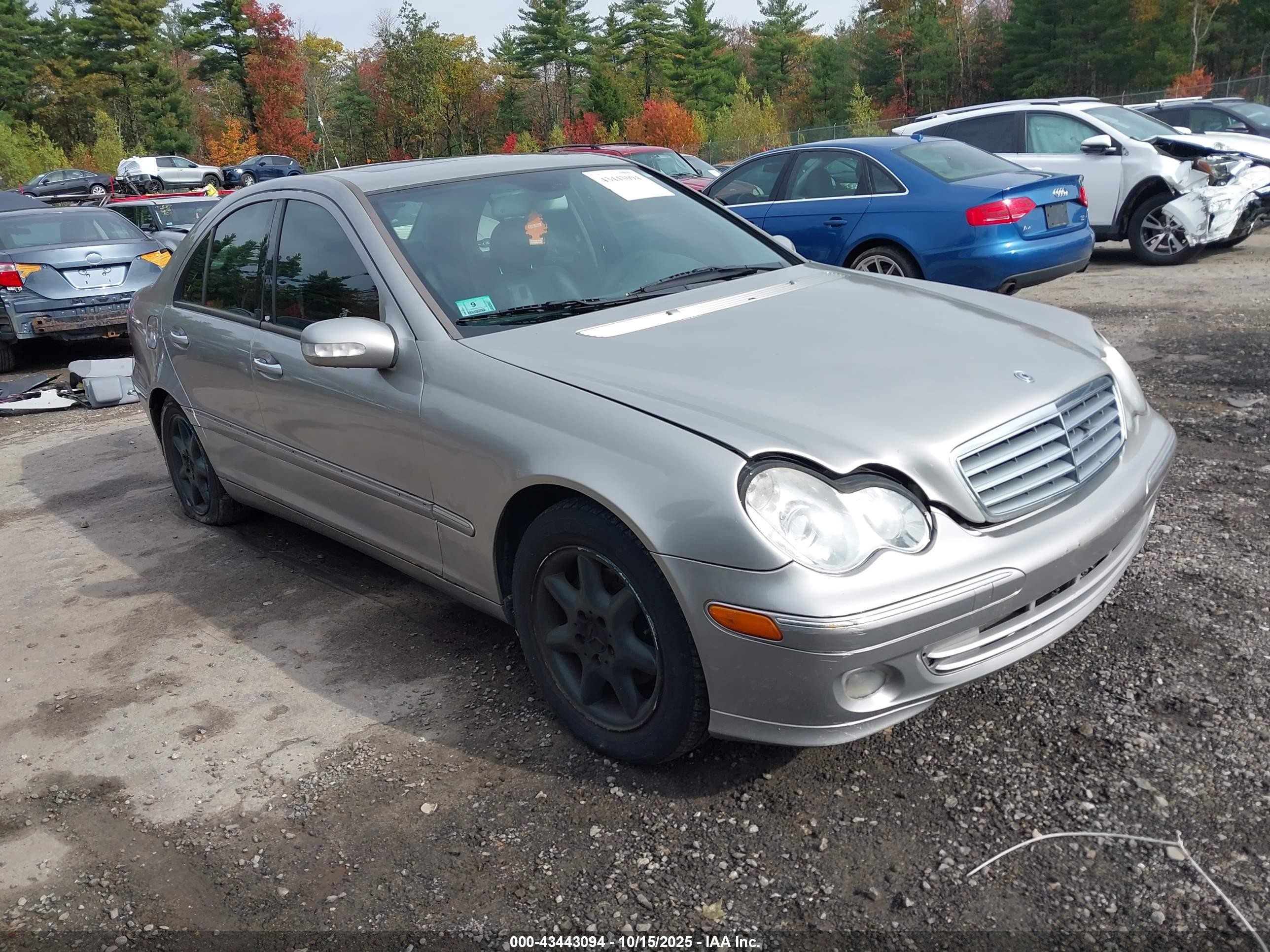 2003 Mercedes-benz C 240   Серебряный vin: WDBRF61J93F335371