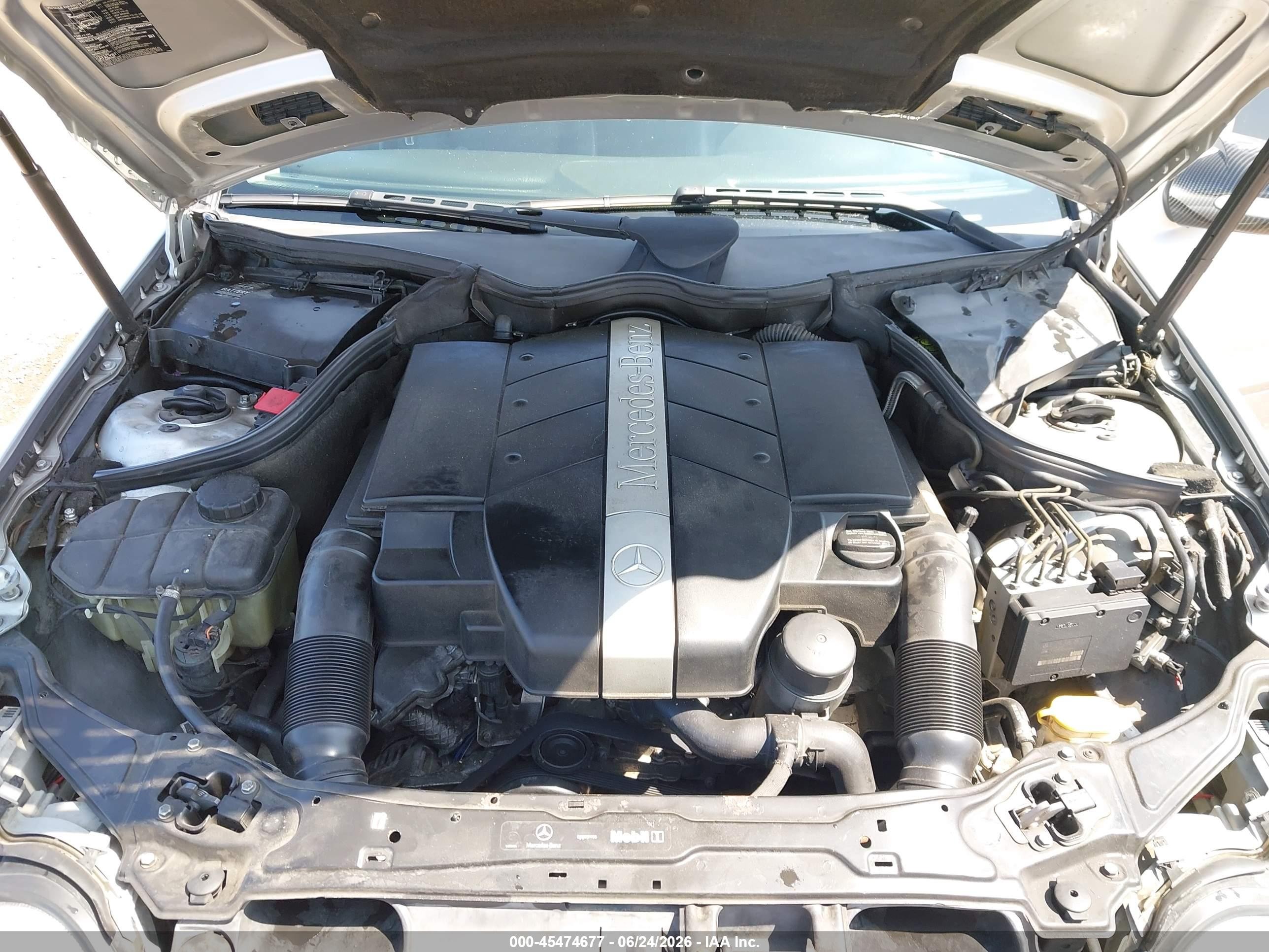 2004 Mercedes-benz C 240   Серебряный vin: WDBRF61J94A617444