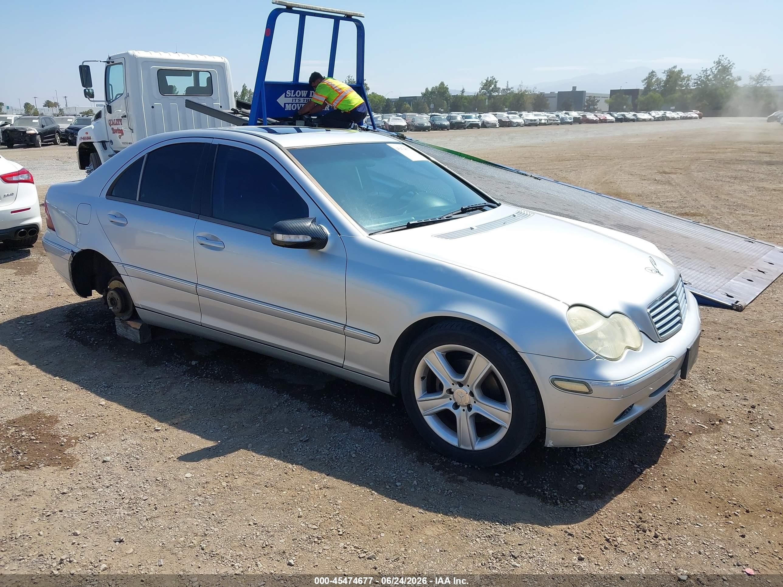 2004 Mercedes-benz C 240   Silver vin: WDBRF61J94A617444