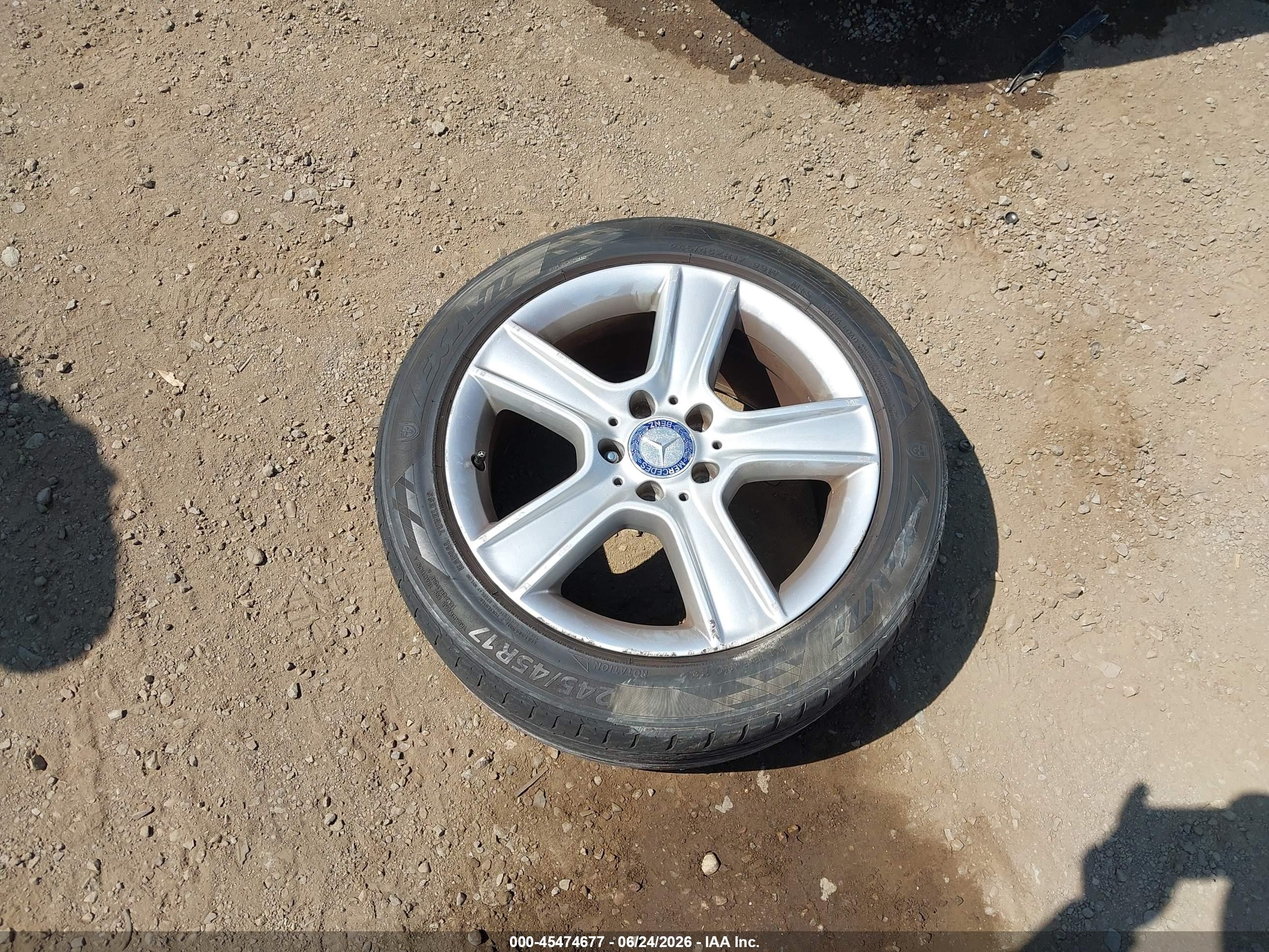 2004 Mercedes-benz C 240   Серебряный vin: WDBRF61J94A617444