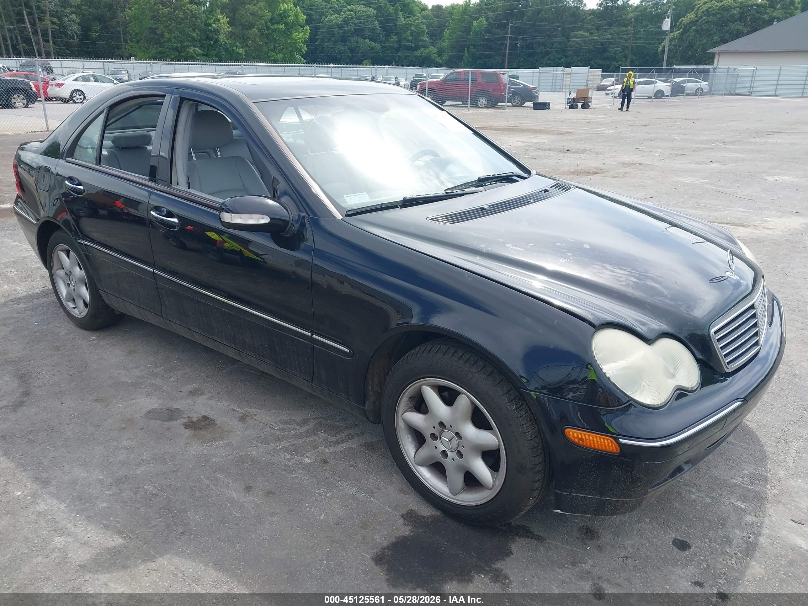 2004 Mercedes-benz C 240   Черный vin: WDBRF61J94E017144