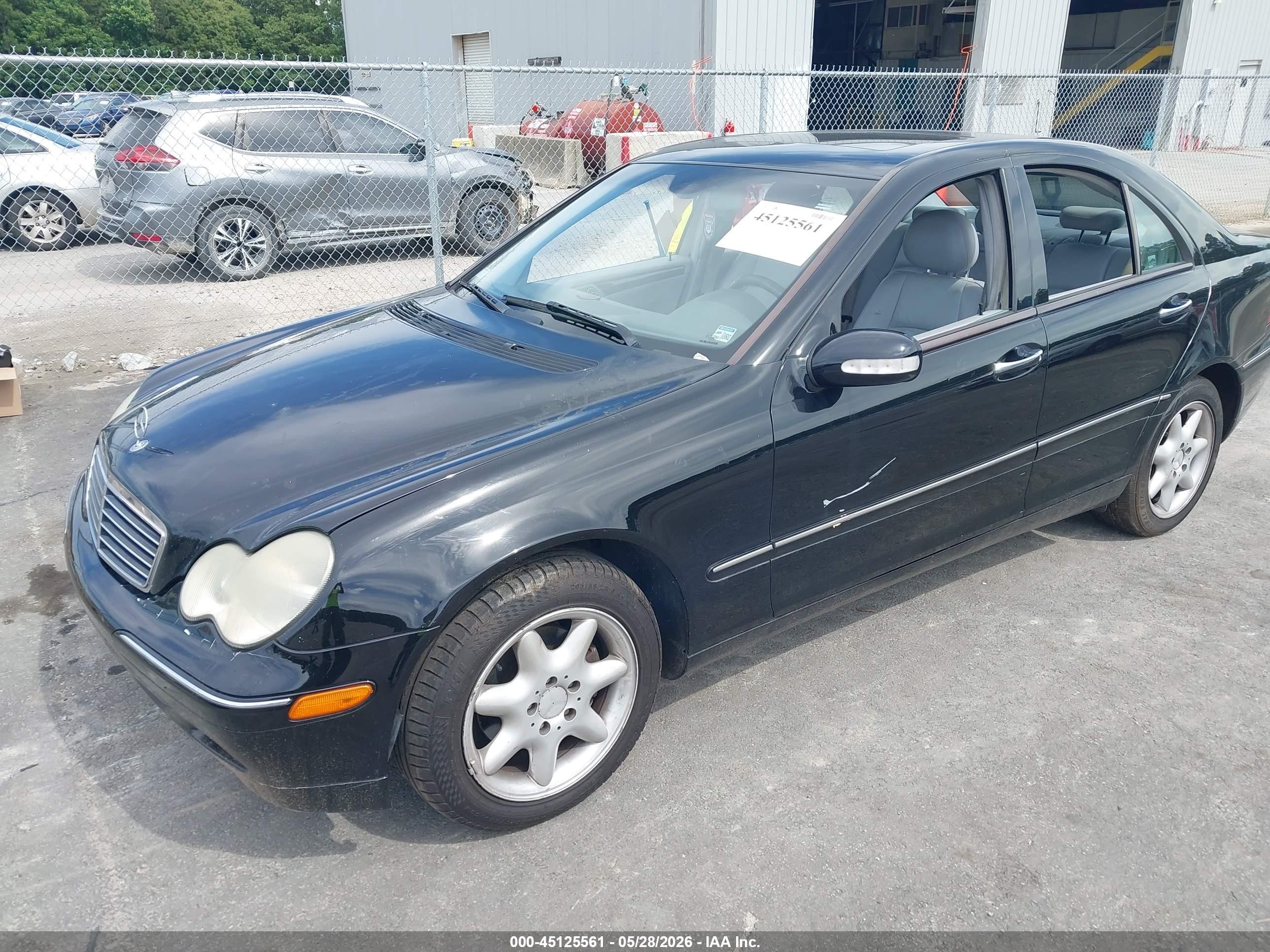 2004 Mercedes-benz C 240   Black vin: WDBRF61J94E017144