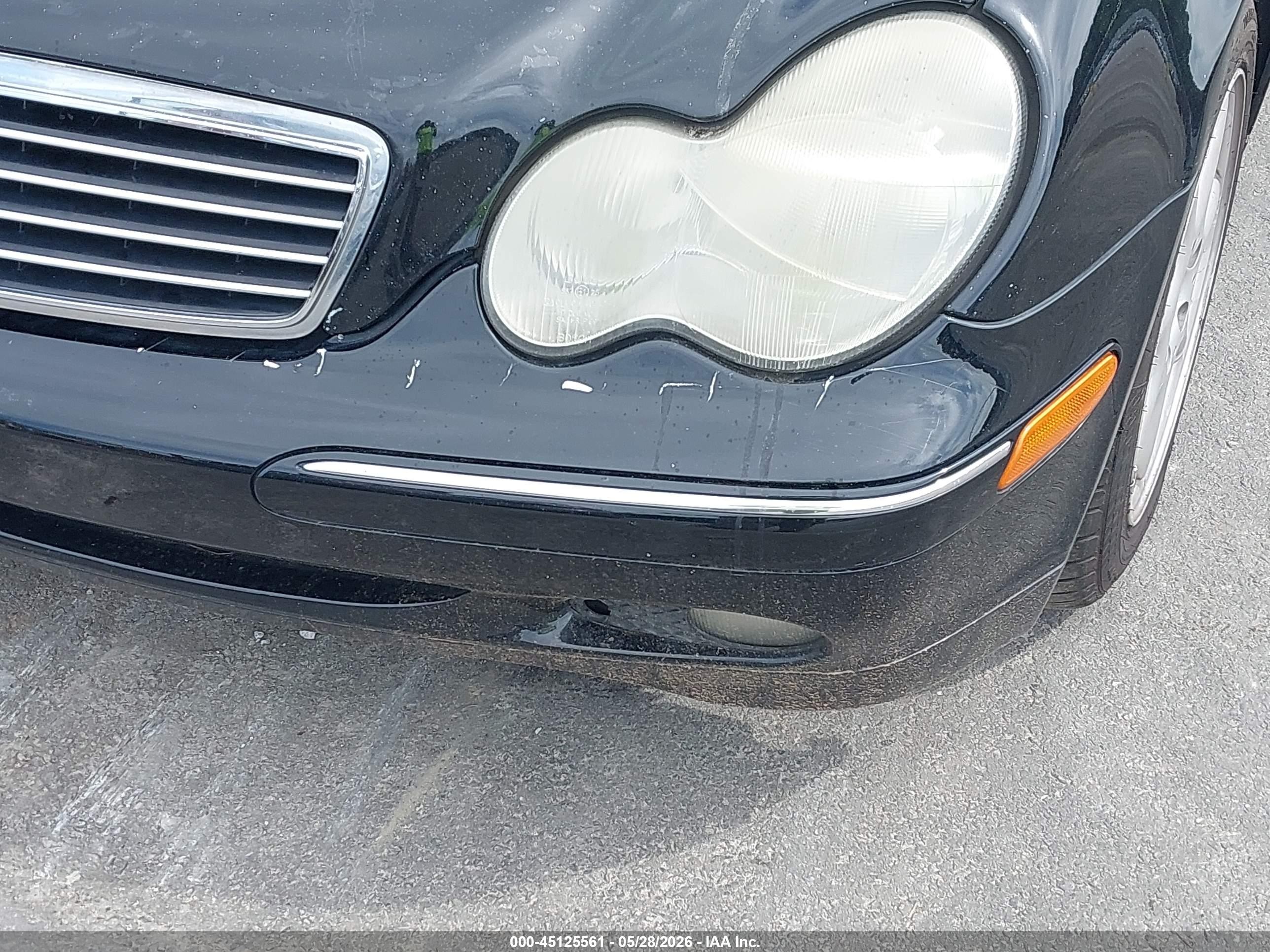 2004 Mercedes-benz C 240   Black vin: WDBRF61J94E017144