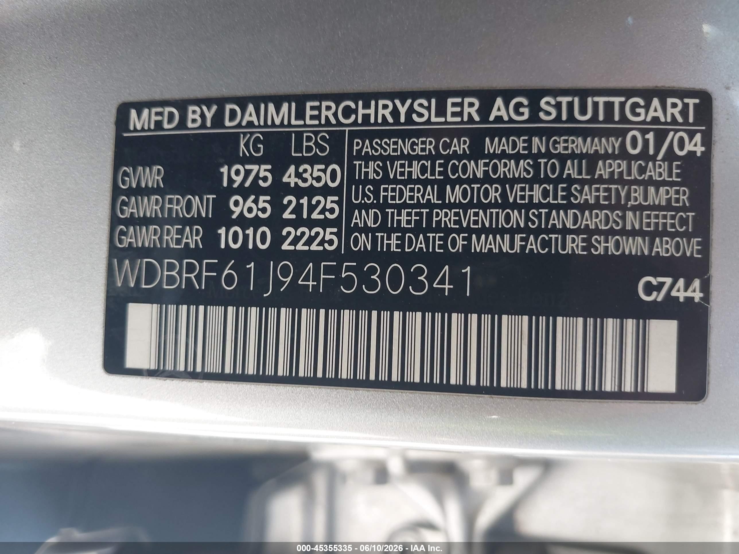 2004 Mercedes-benz C 240   Серебряный vin: WDBRF61J94F530341