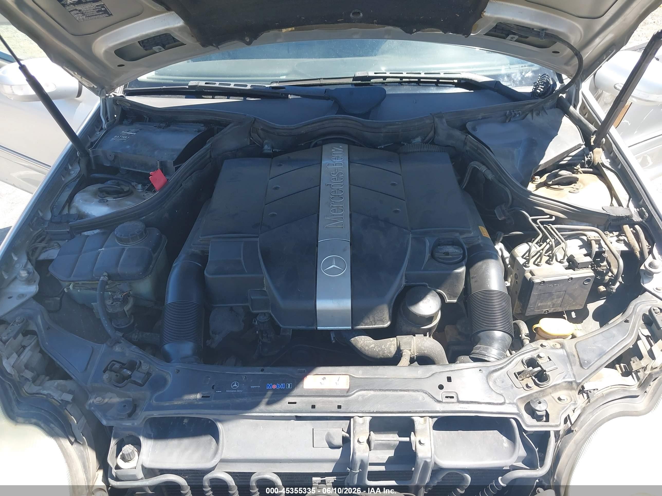 2004 Mercedes-benz C 240   Серебряный vin: WDBRF61J94F530341