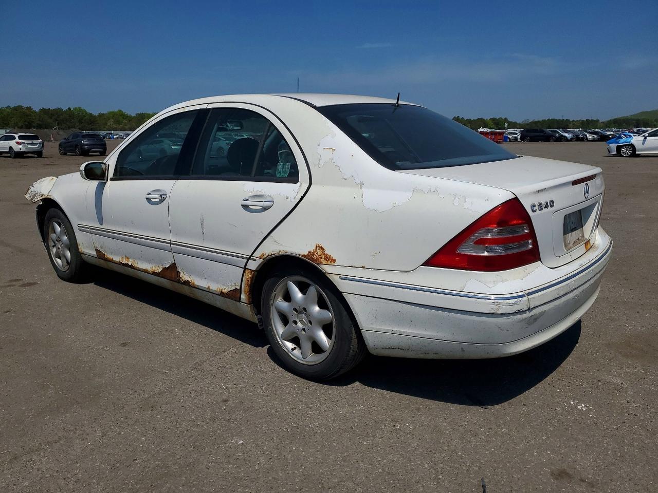 2001 Mercedes-benz C 240 White vin: WDBRF61JX1F080548