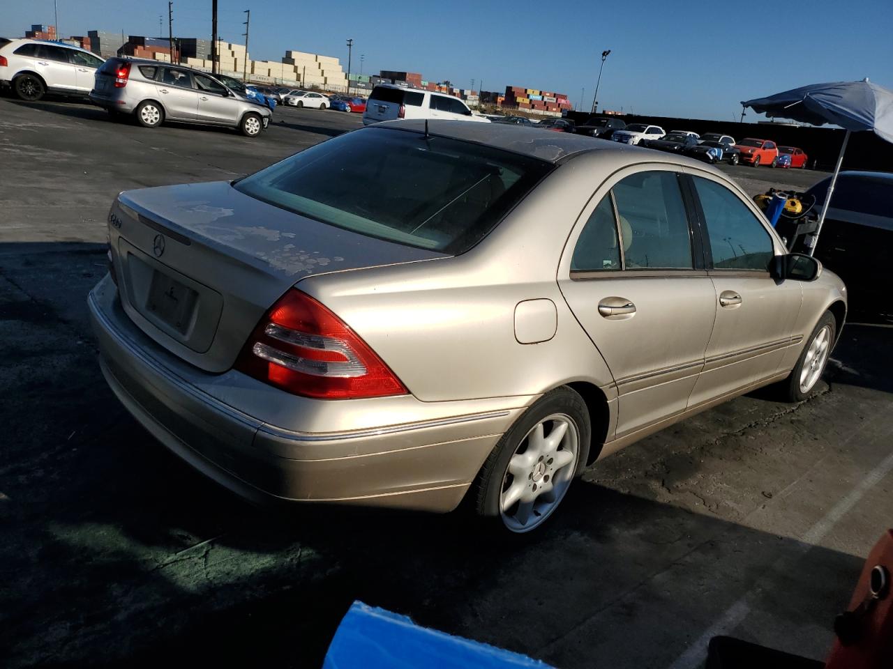 2002 Mercedes-benz C 240 Gold vin: WDBRF61JX2F136182