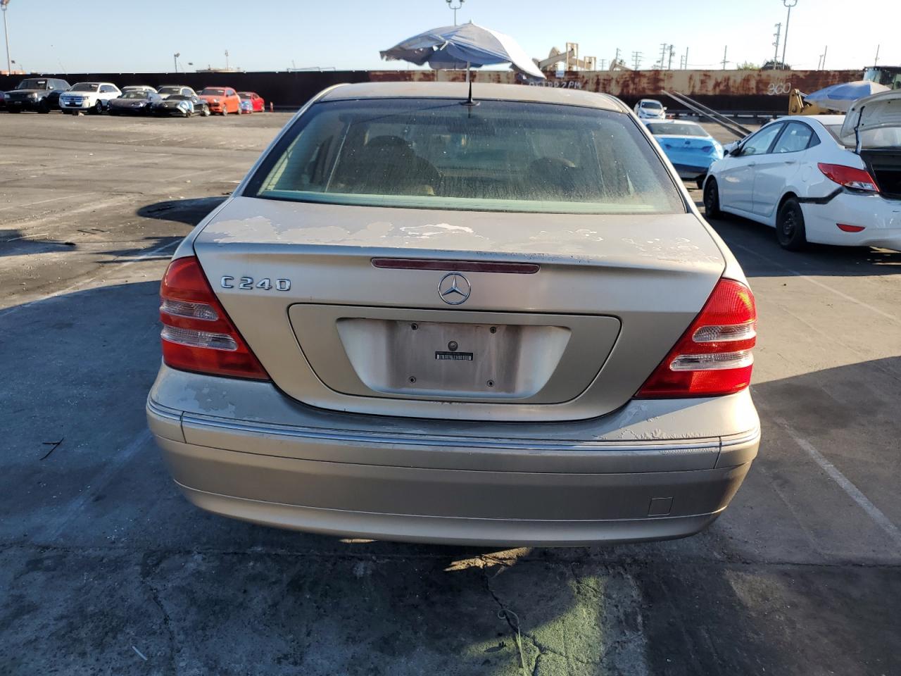 2002 Mercedes-benz C 240 Gold vin: WDBRF61JX2F136182