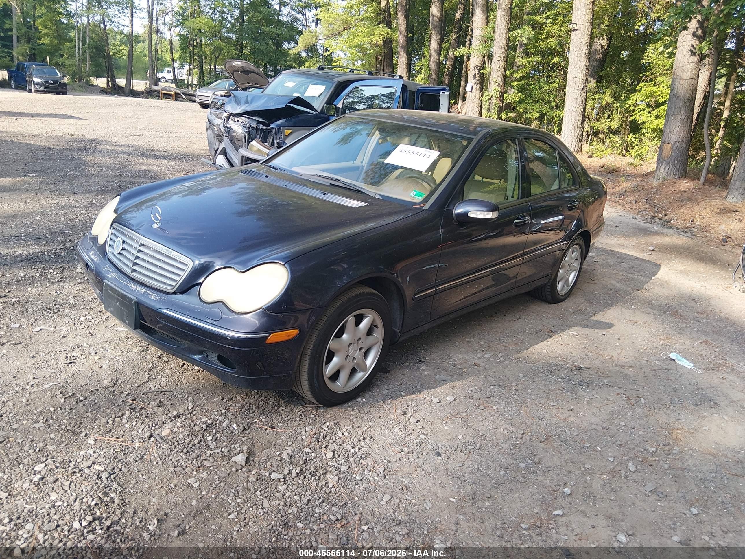2002 Mercedes-benz C 240   Black vin: WDBRF61JX2F139695