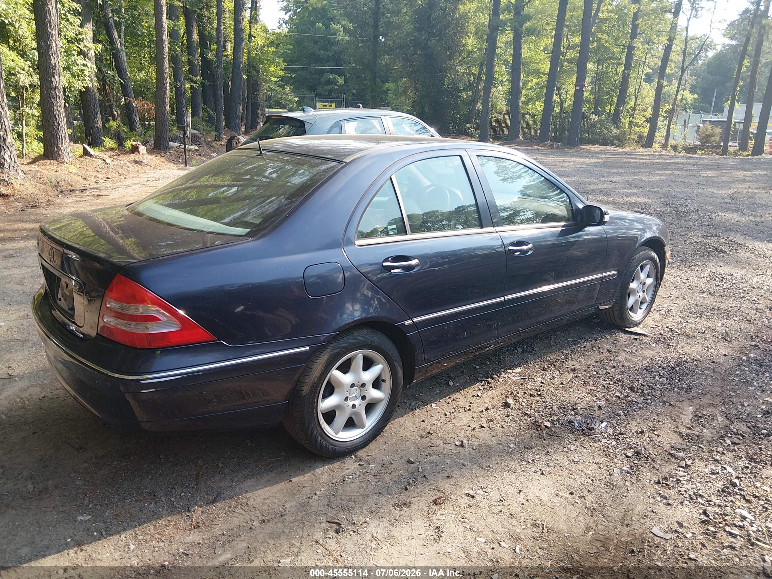 2002 Mercedes-benz C 240   Black vin: WDBRF61JX2F139695