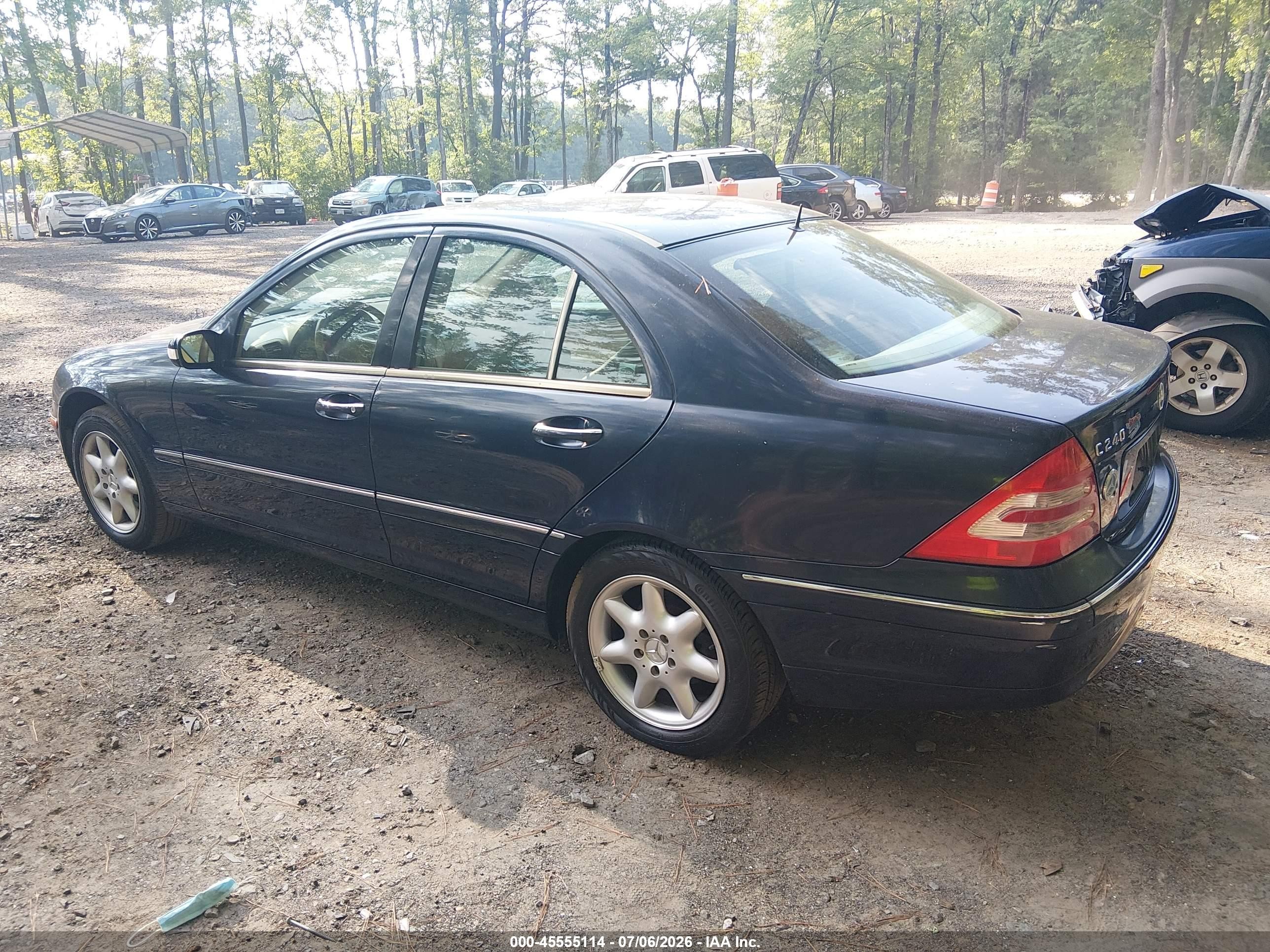 2002 Mercedes-benz C 240   Black vin: WDBRF61JX2F139695