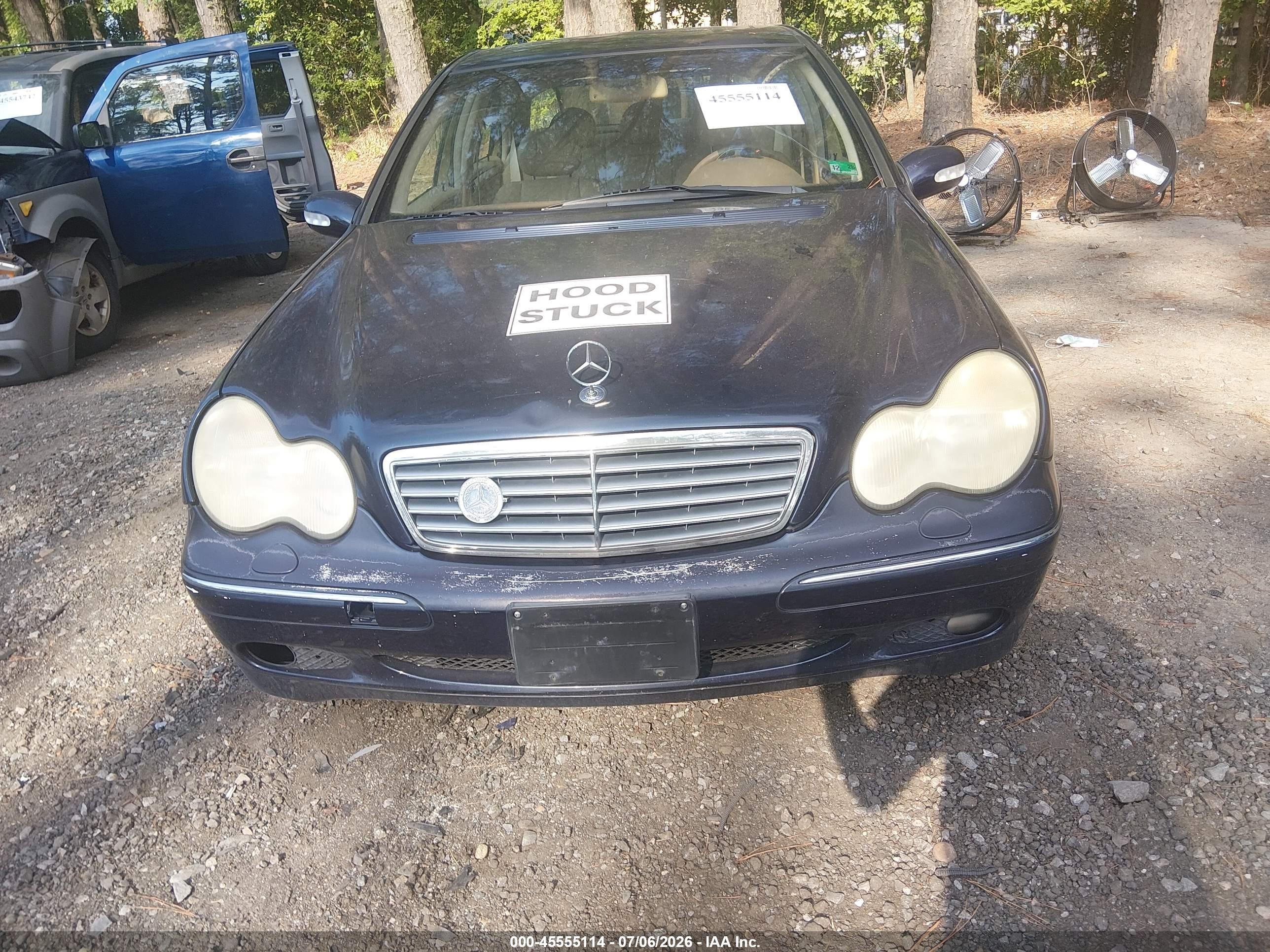 2002 Mercedes-benz C 240   Black vin: WDBRF61JX2F139695
