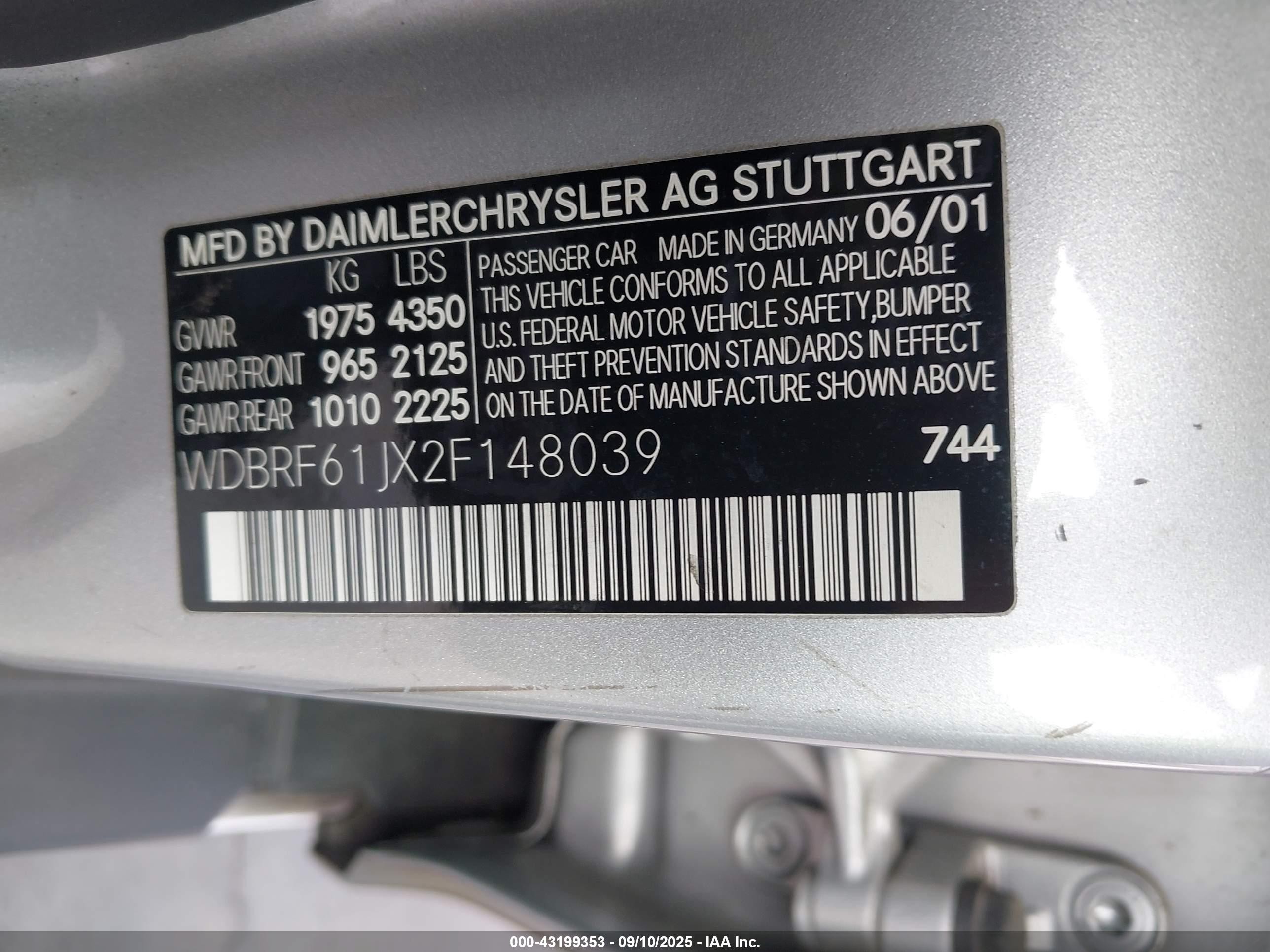 2002 Mercedes-benz C 240   Silver vin: WDBRF61JX2F148039