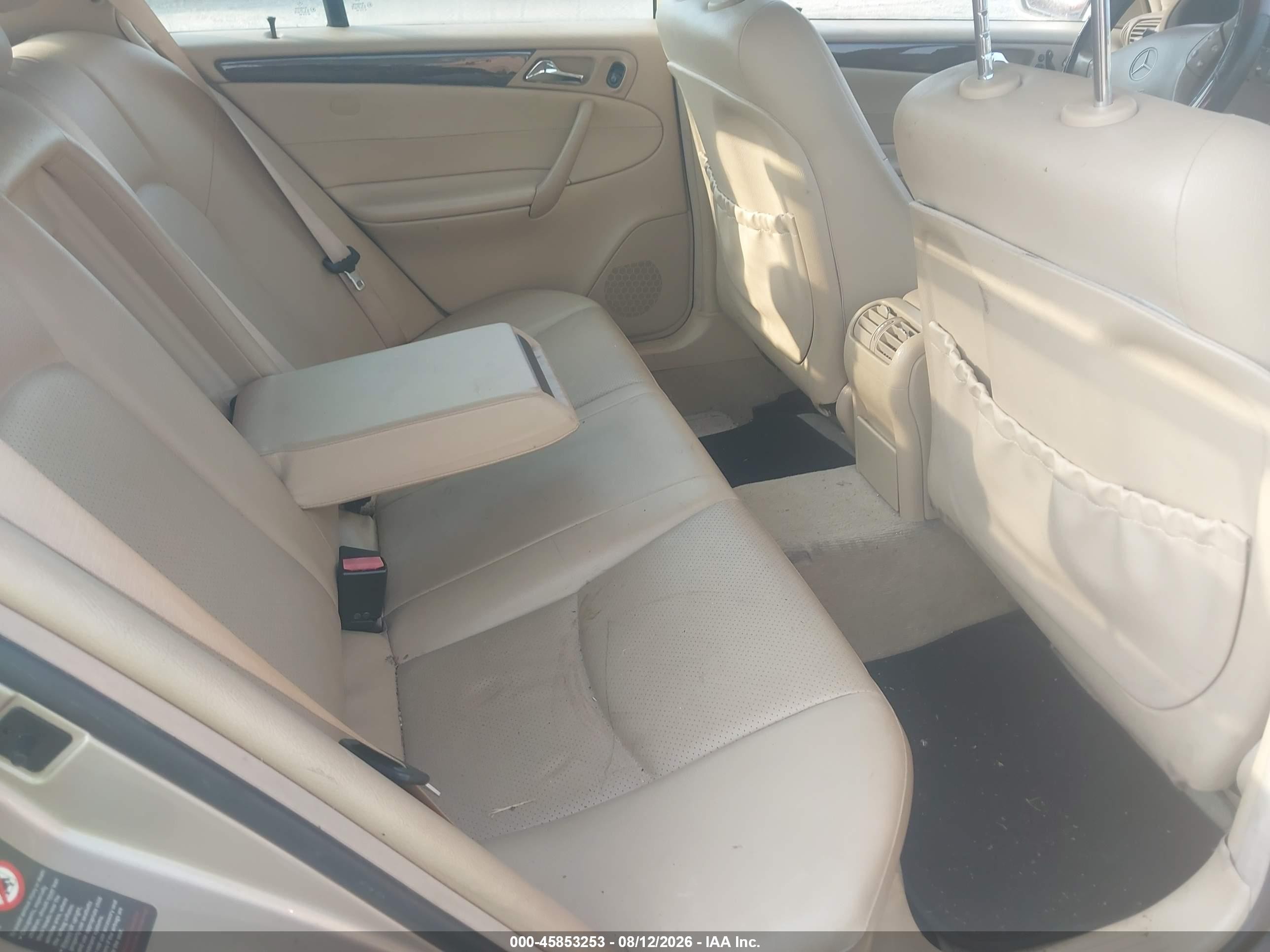 2002 Mercedes-benz C 240   Золотой vin: WDBRF61JX2F163589