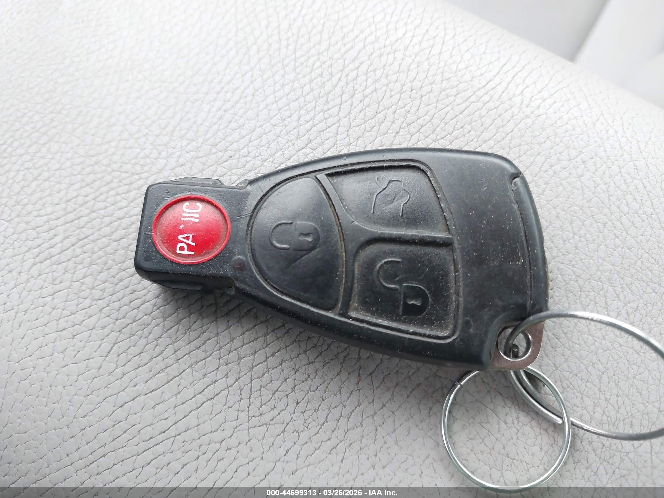 2002 Mercedes-benz C 240   Серебряный vin: WDBRF61JX2F191876