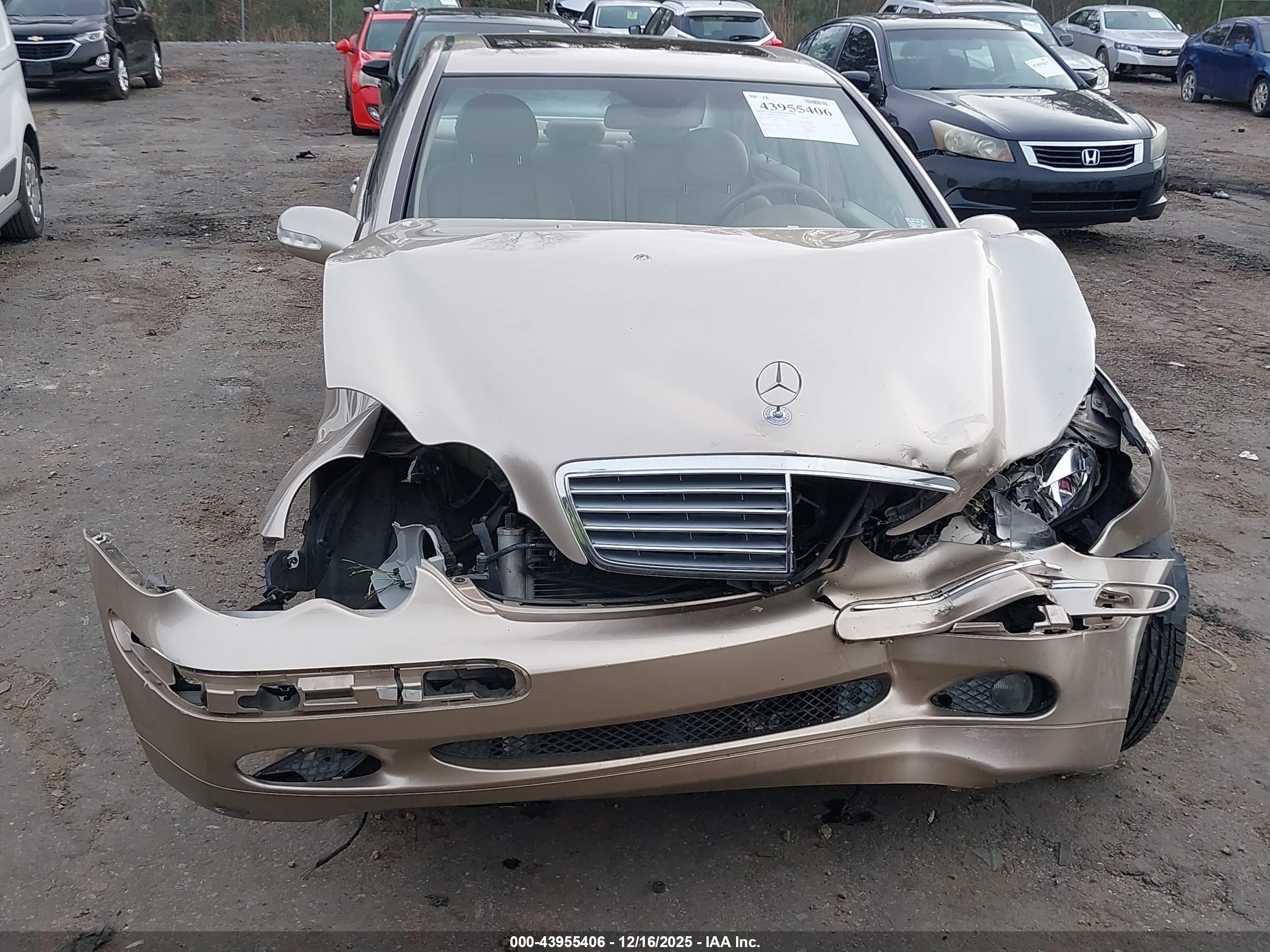 2002 Mercedes-benz C 240   Gold vin: WDBRF61JX2F230451