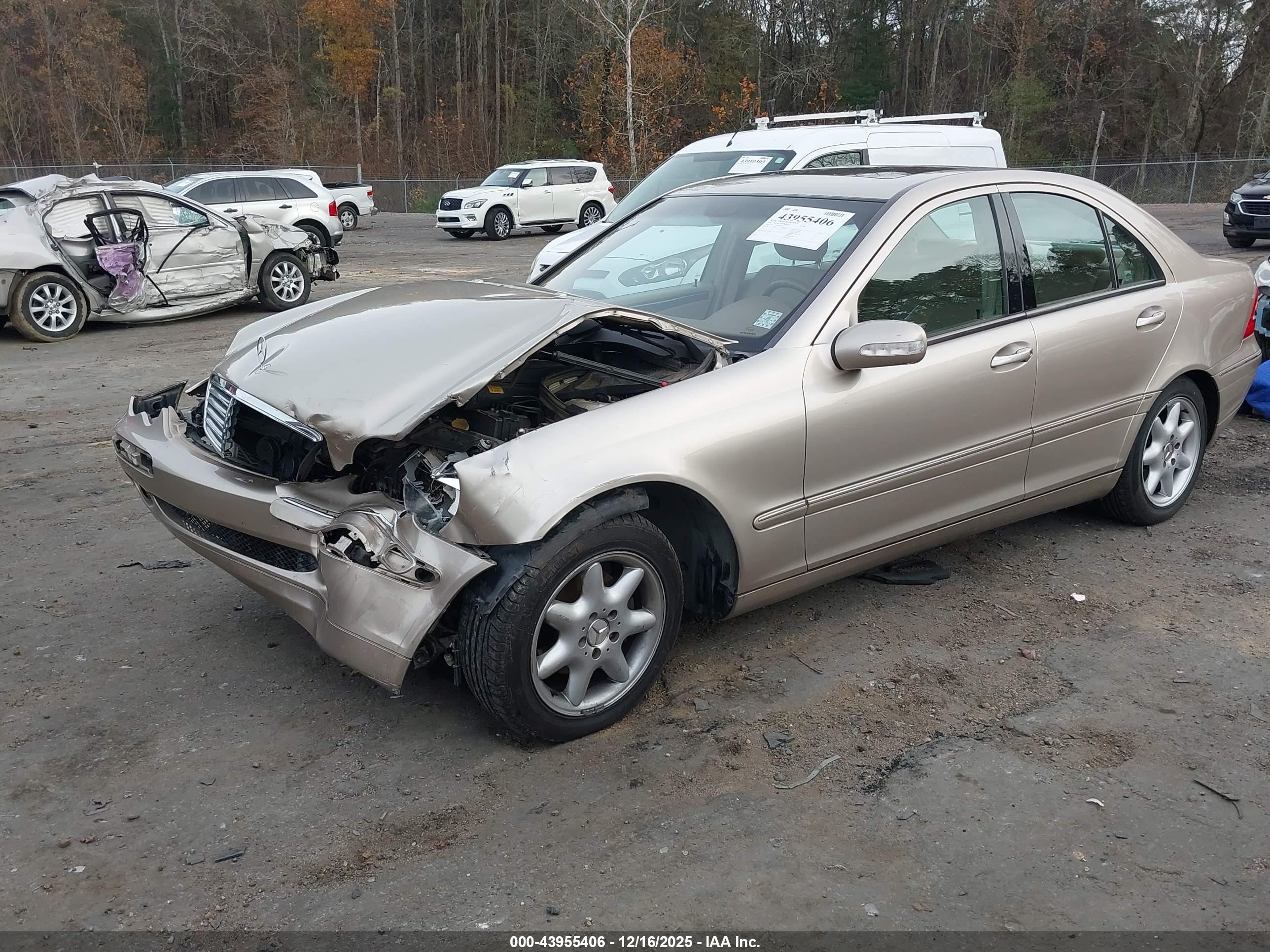 2002 Mercedes-benz C 240   Gold vin: WDBRF61JX2F230451