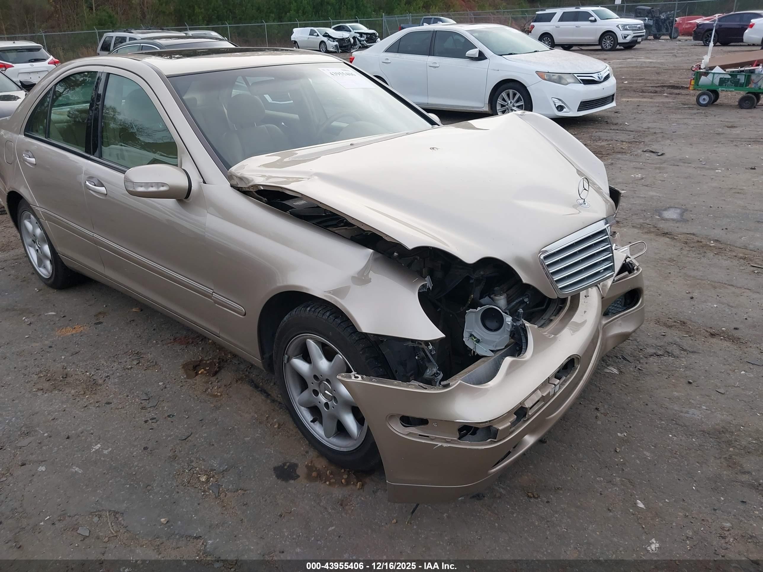 2002 Mercedes-benz C 240   Gold vin: WDBRF61JX2F230451