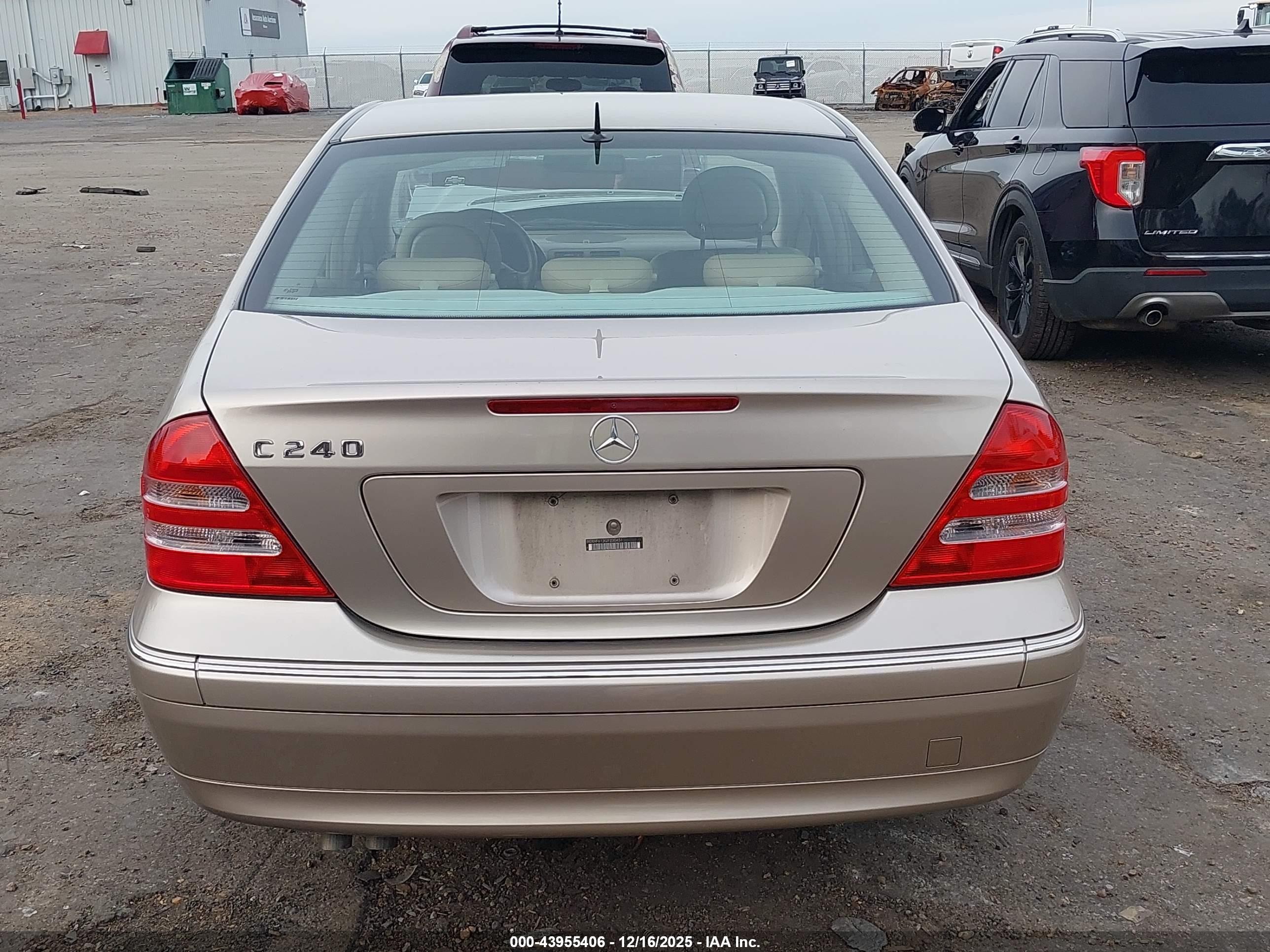 2002 Mercedes-benz C 240   Gold vin: WDBRF61JX2F230451
