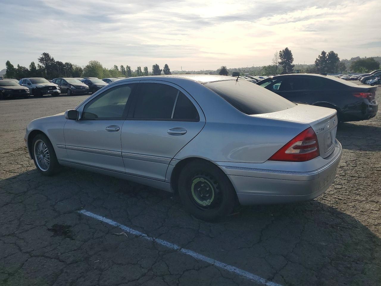 2003 Mercedes-benz C 240 Tan vin: WDBRF61JX3E012954